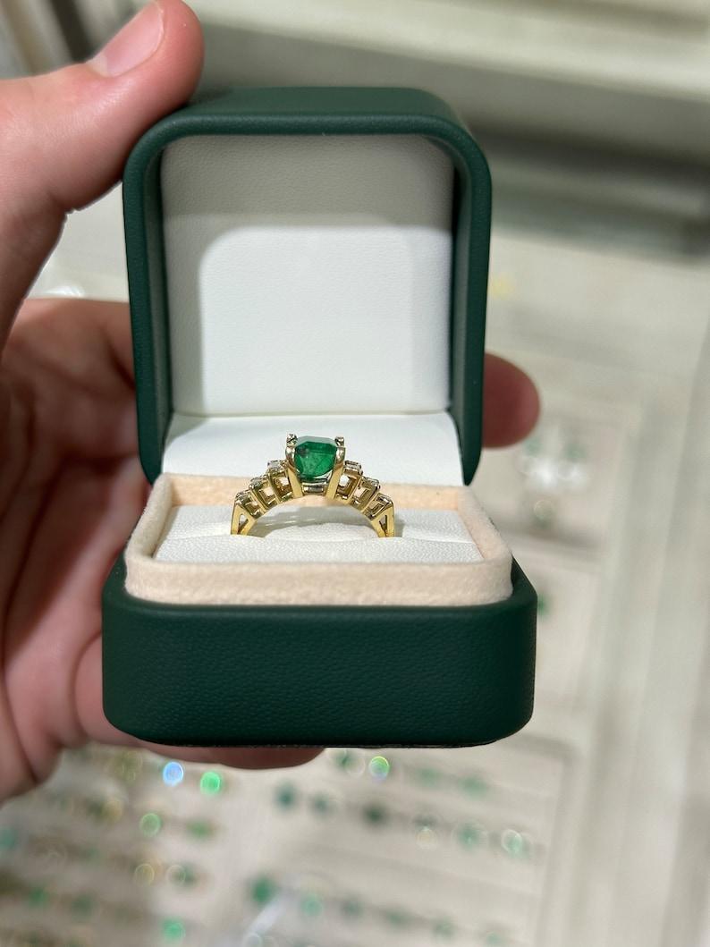 3.57tcw 18K Rich Green Emerald Cut Diamond Accent Ring: Emerald Engagement For Sale 2