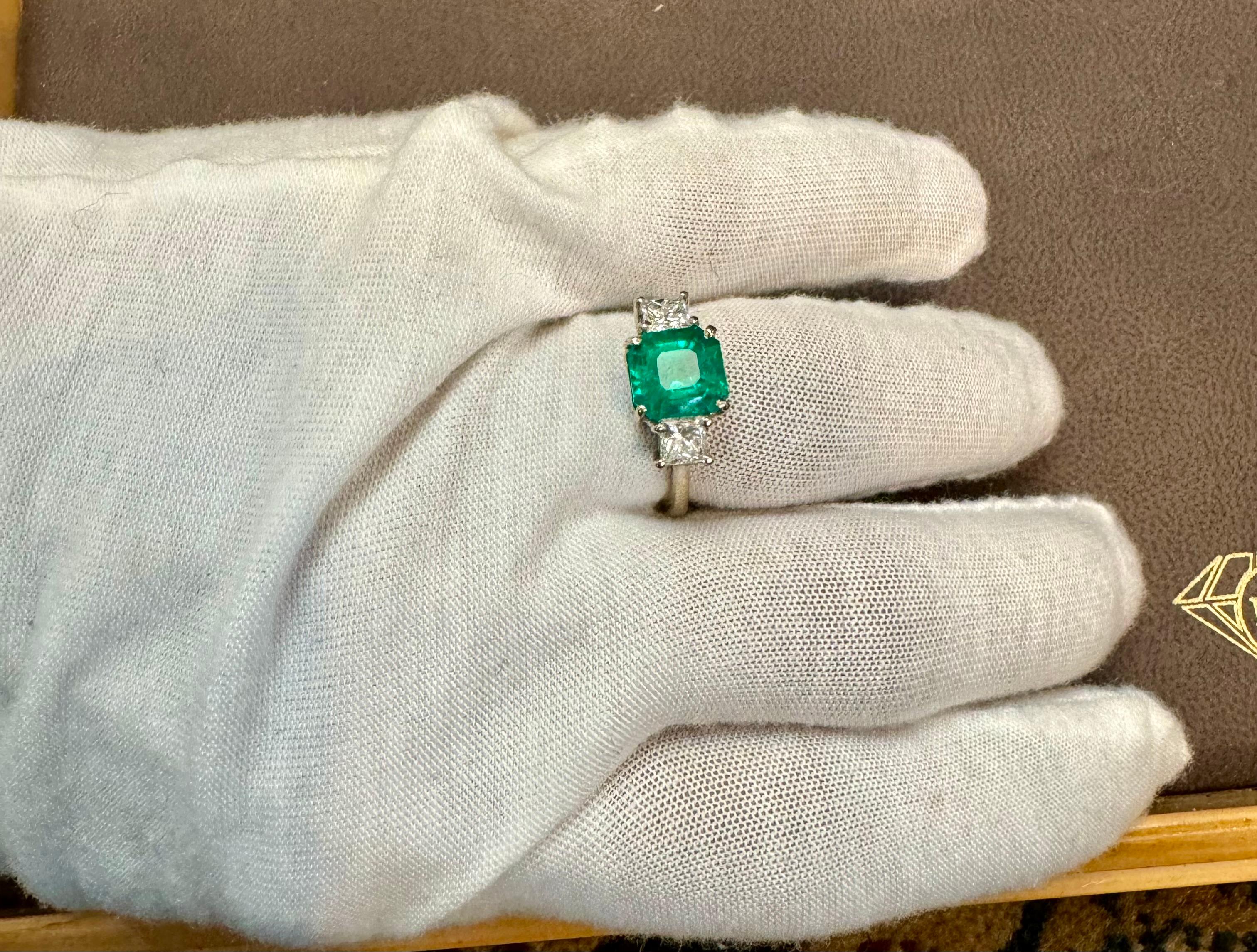 3.58 Carat Cushion Cut Colombian Emerald & 0.8 Ct Diamond Ring in 18K White Gold For Sale 8
