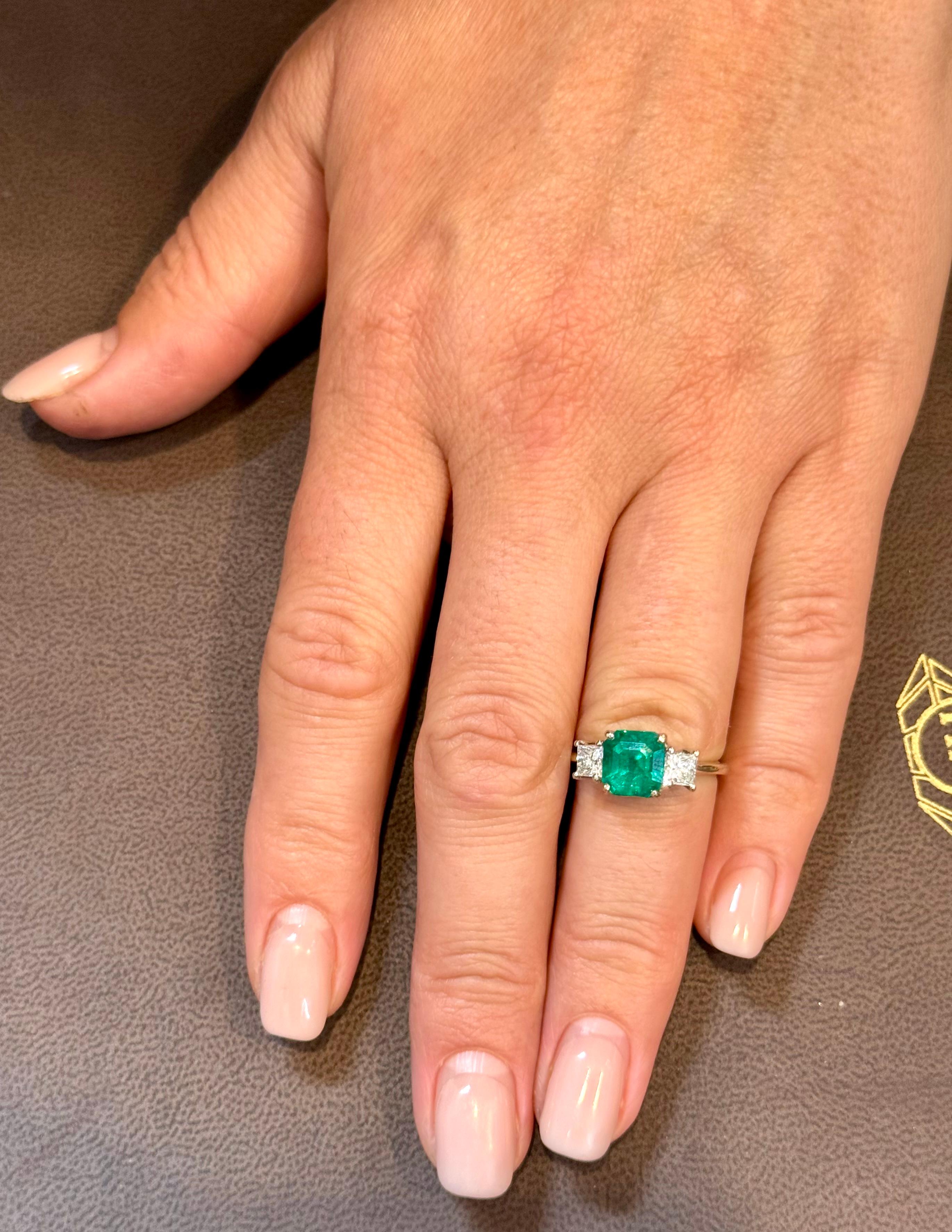 3.58 Carat Cushion Cut Colombian Emerald & 0.8 Ct Diamond Ring in 18K White Gold For Sale 14