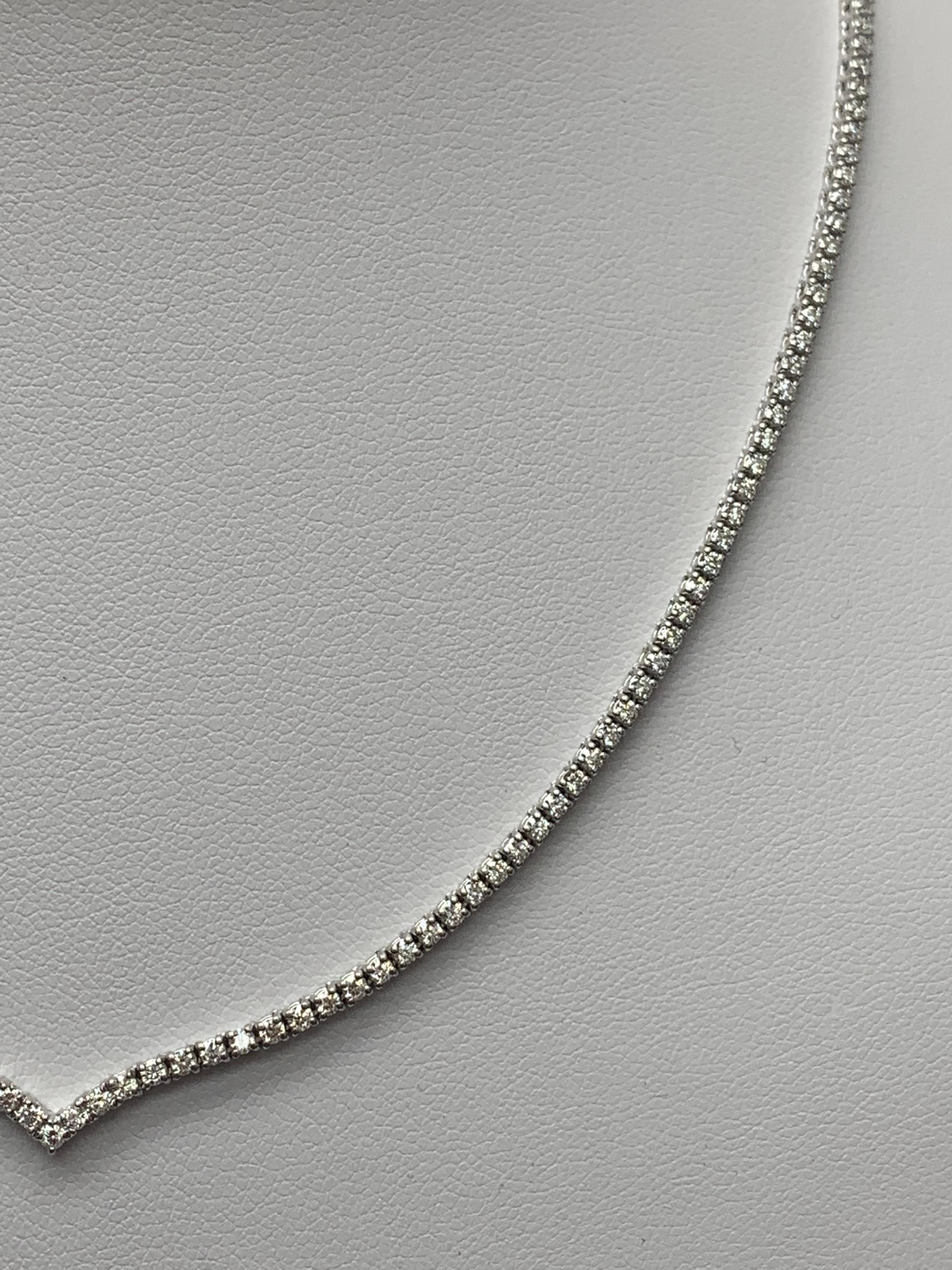 Brilliant Cut 3.58 Carat Diamond Tennis Necklace in 14K White Gold For Sale