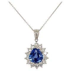 Collier pendentif en platine avec saphir de 3,58 carats et diamants (succession)