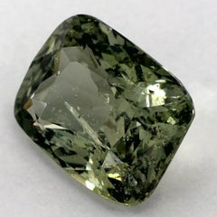 Zafiro verde de 3.58 qt Gema suelta en cojín