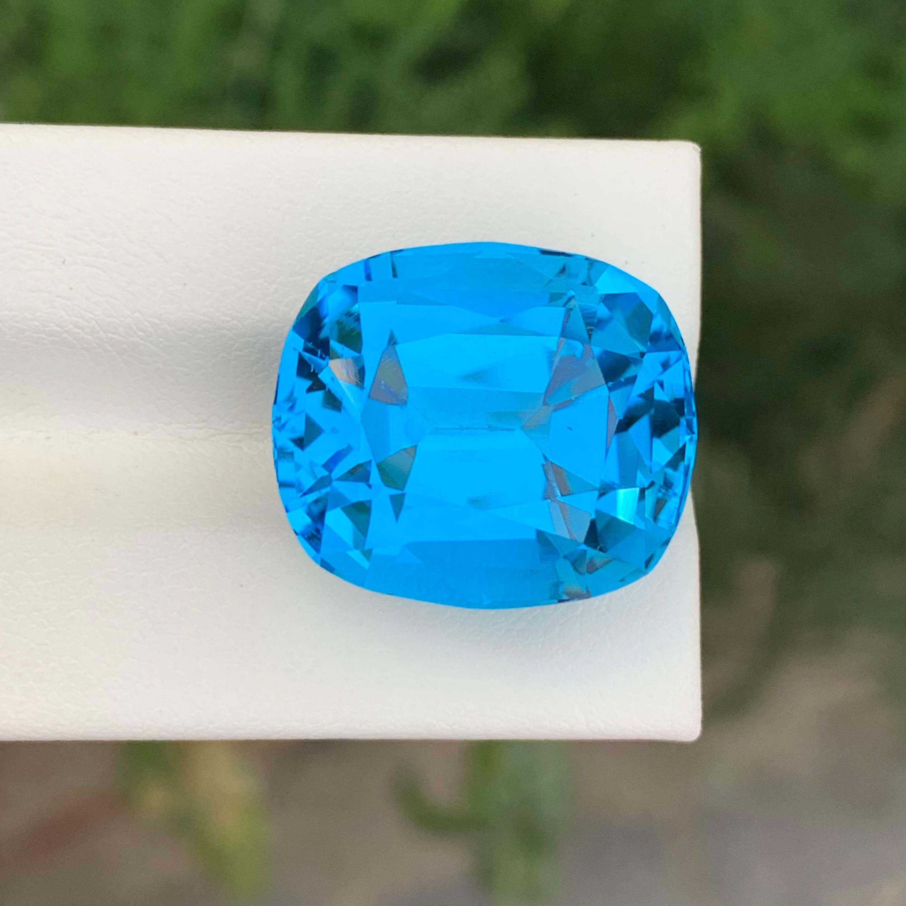 35,85 quilates Glamurosa gema suelta de topacio azul eléctrico en forma de cojín Corte cojín en venta