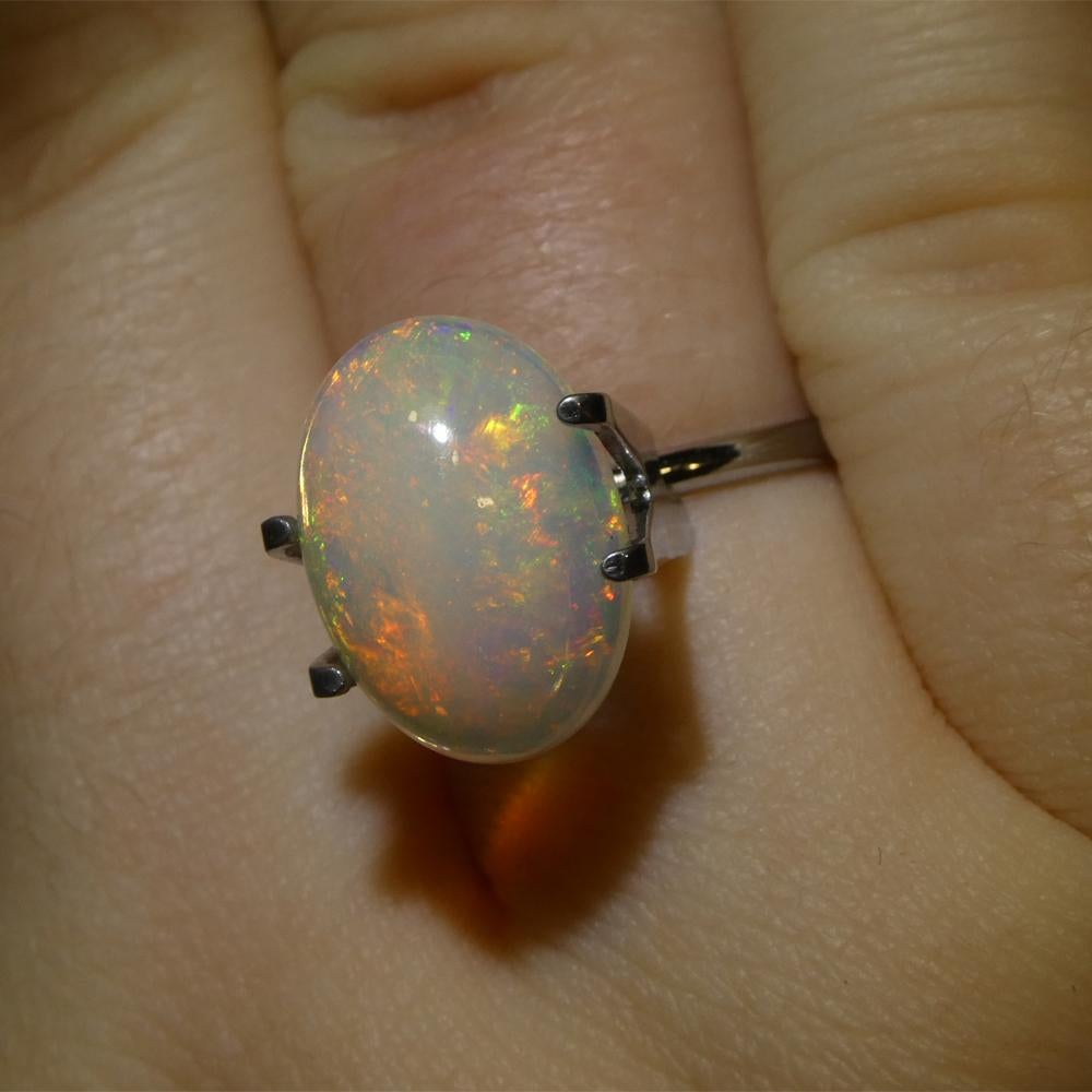 Ópalo Welo Blanco Cabujón Ovalado 3,58ct de Etiopía Corte oval en venta