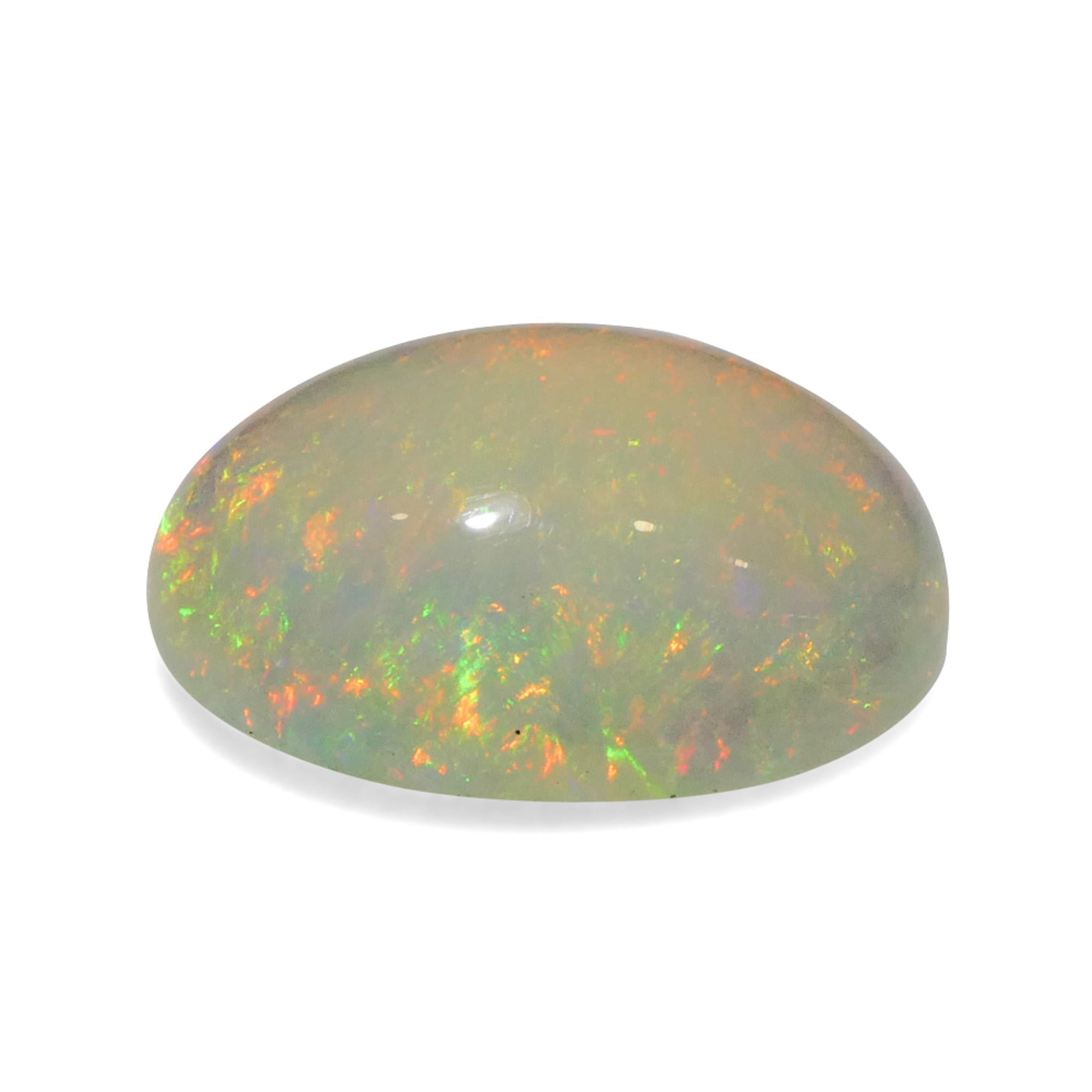Ópalo Welo Blanco Cabujón Ovalado 3,58ct de Etiopía en venta 2