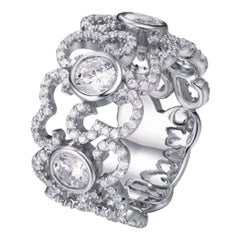 Alliance déco en argent sterling avec zirconia cubic de 3,89 carats et pav set fantaisie