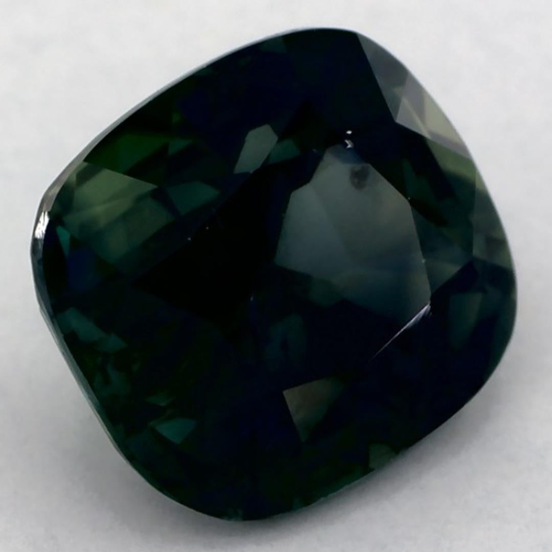 Taglio cuscino 3.59 Ct Zaffiro Verde Cuscino Gemma Sfusa in vendita