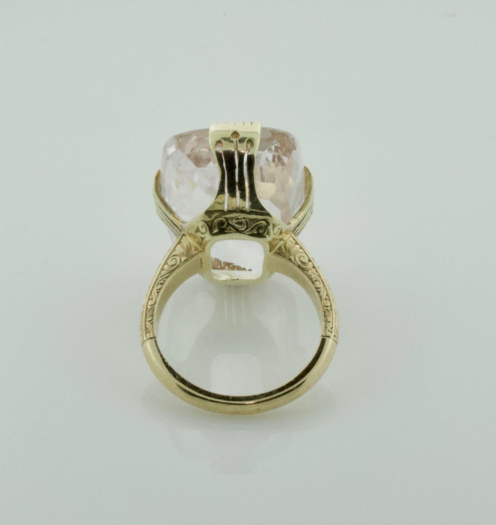35.90 Carat Pastel Pink Sapphire Ring in 18 Karat Yellow Gold For Sale 5