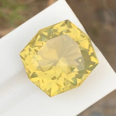 35,95 Karat Natürlicher loser Blumenschliff Zitronenquarz Citrin Oktagon Form Edelstein