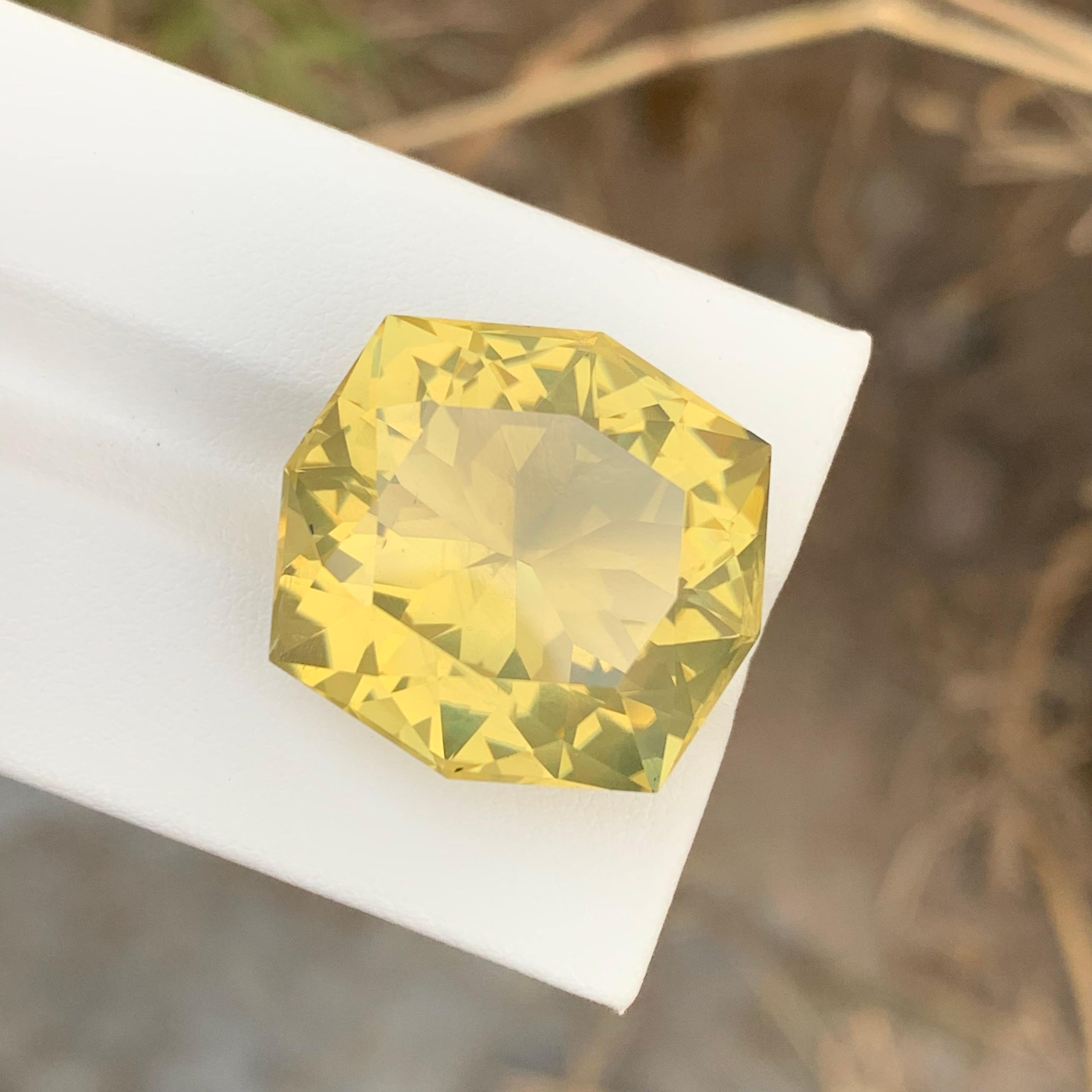 35.95 Carat Natural Loose Flower Cut Lemon Quartz Citrine Octagon Shape Gemstone For Sale 1