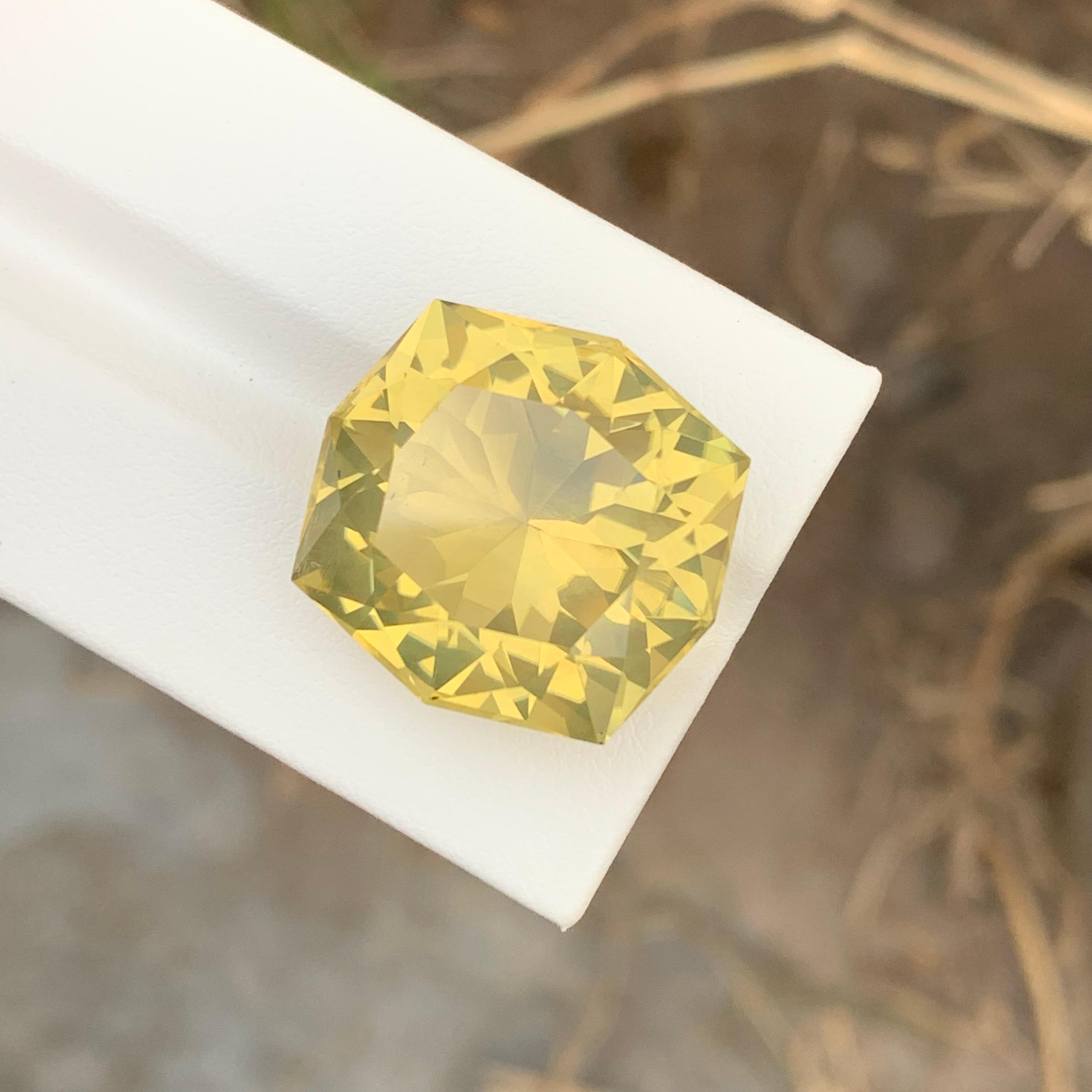 35.95 Carat Natural Loose Flower Cut Lemon Quartz Citrine Octagon Shape Gemstone For Sale 3