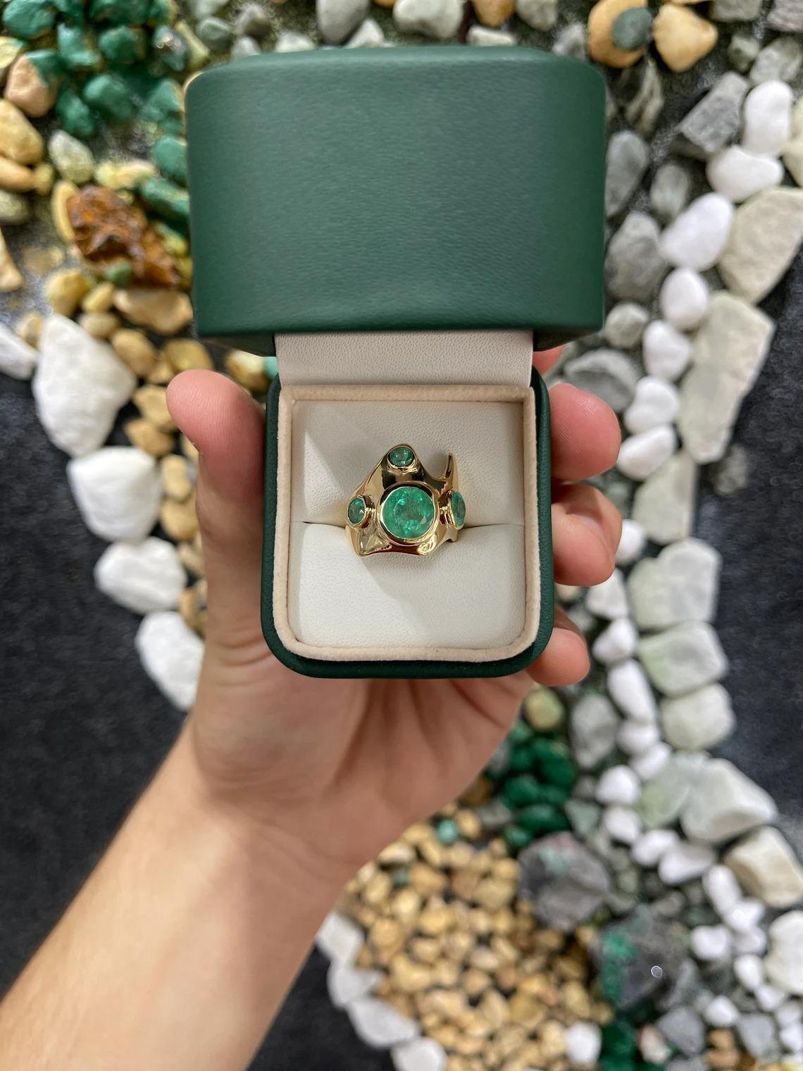 Women's or Men's 3.59tcw 14K Colombian Emerald Multi Round Cut Chunky Bezel Irregular Gold Ring For Sale