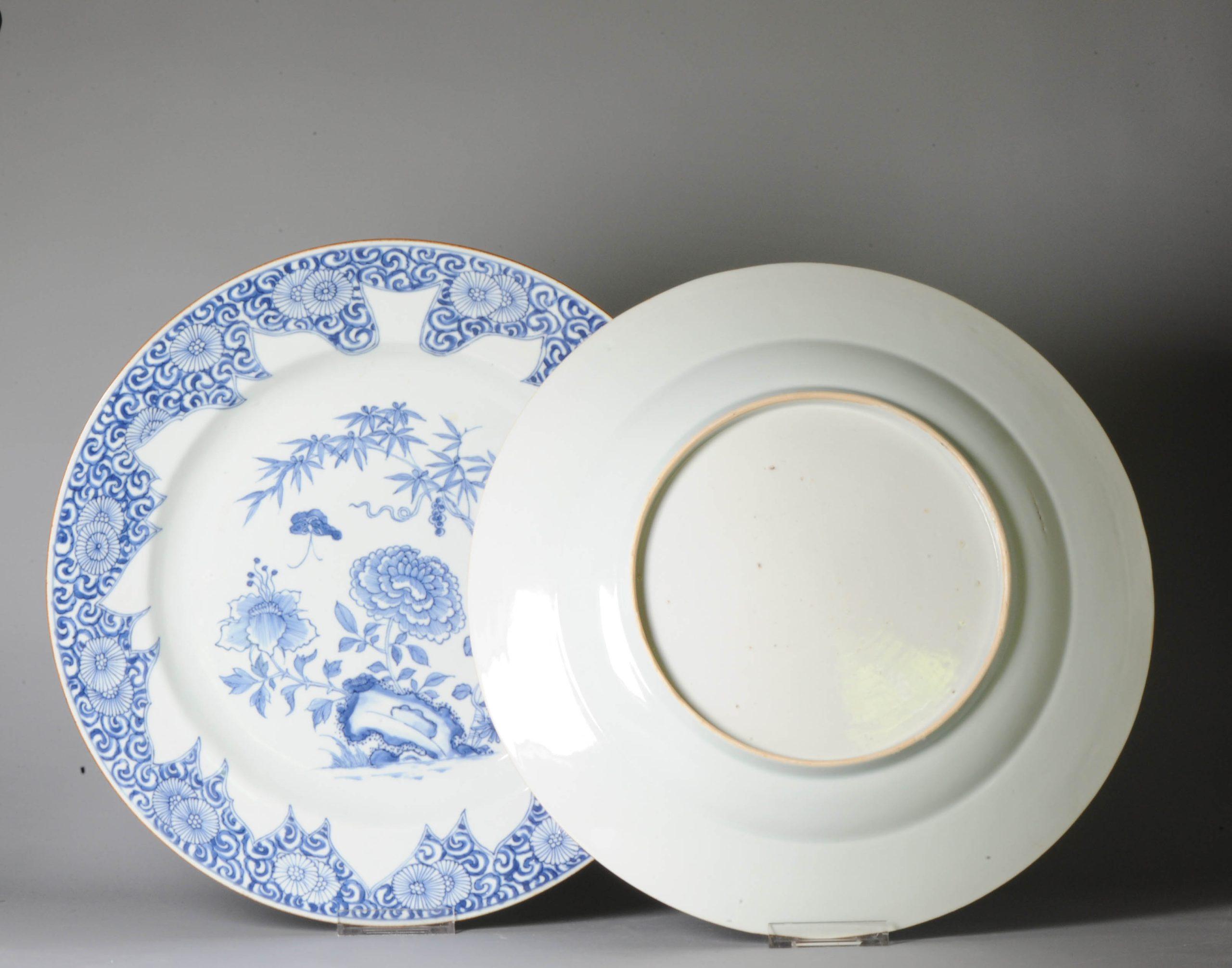 Pair Chinese export porcelain Blue White Large dishes with Leafs deco 5