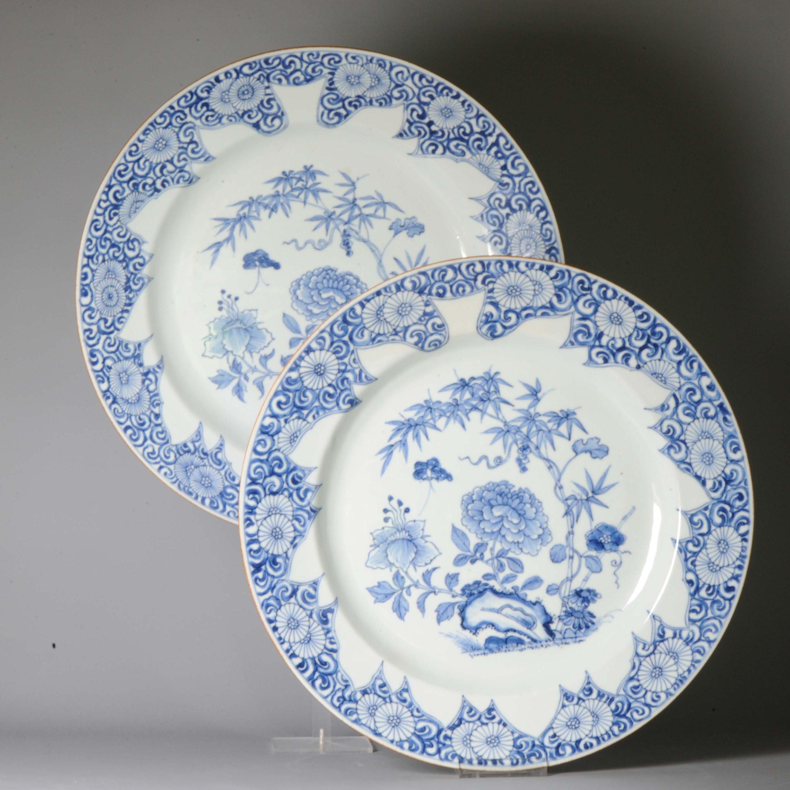 Pair Chinese export porcelain Blue White Large dishes with Leafs deco 2