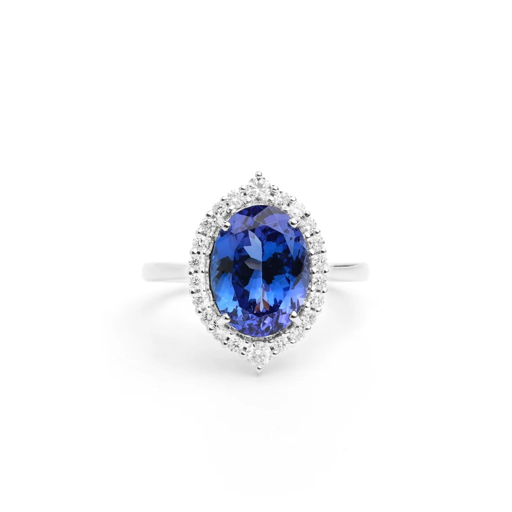 3.5 Carat Natural AAA Tanzanite Diamond Halo Cocktail Engagement Ring 18k Gold en vente 1