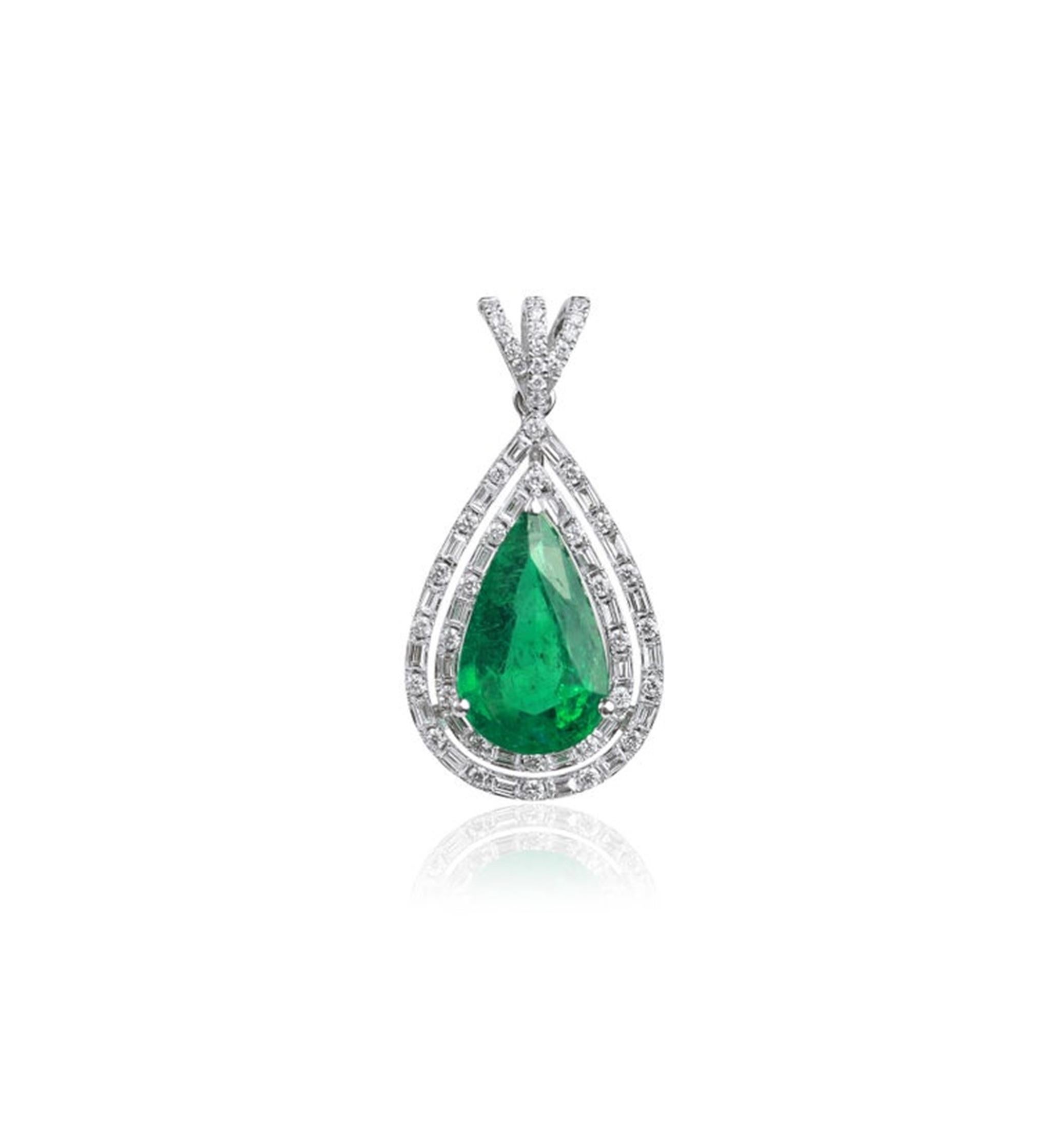 3.5ct Natural Pear-Cut Emerald & Diamond Double Halo Pendant in 18K White Gold For Sale 3