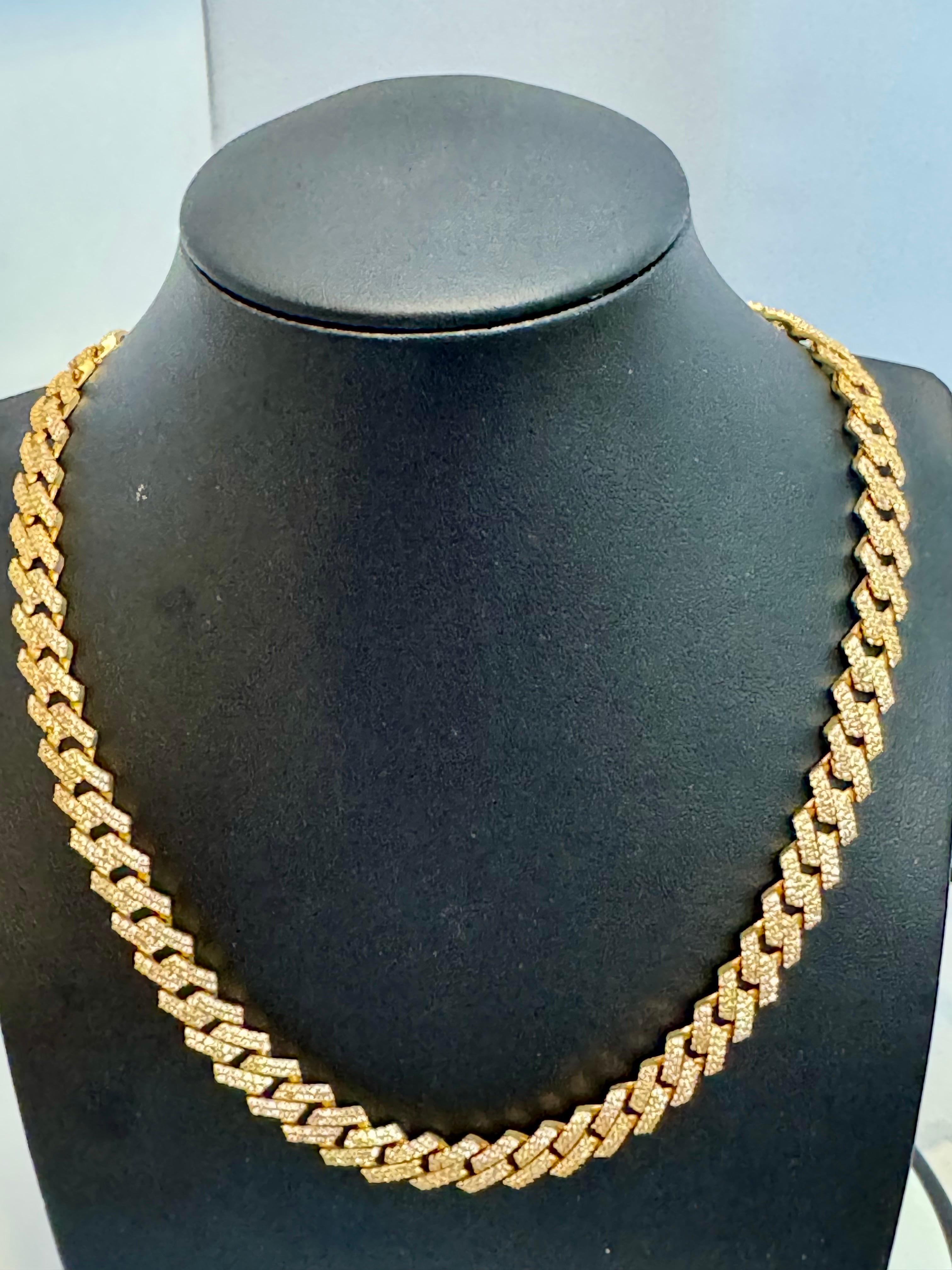 Collana di diamanti 3.5Ct Pave 28.4 GM, oro 14 carati  Collana , UNISEX In condizioni ottime in vendita a New York, NY