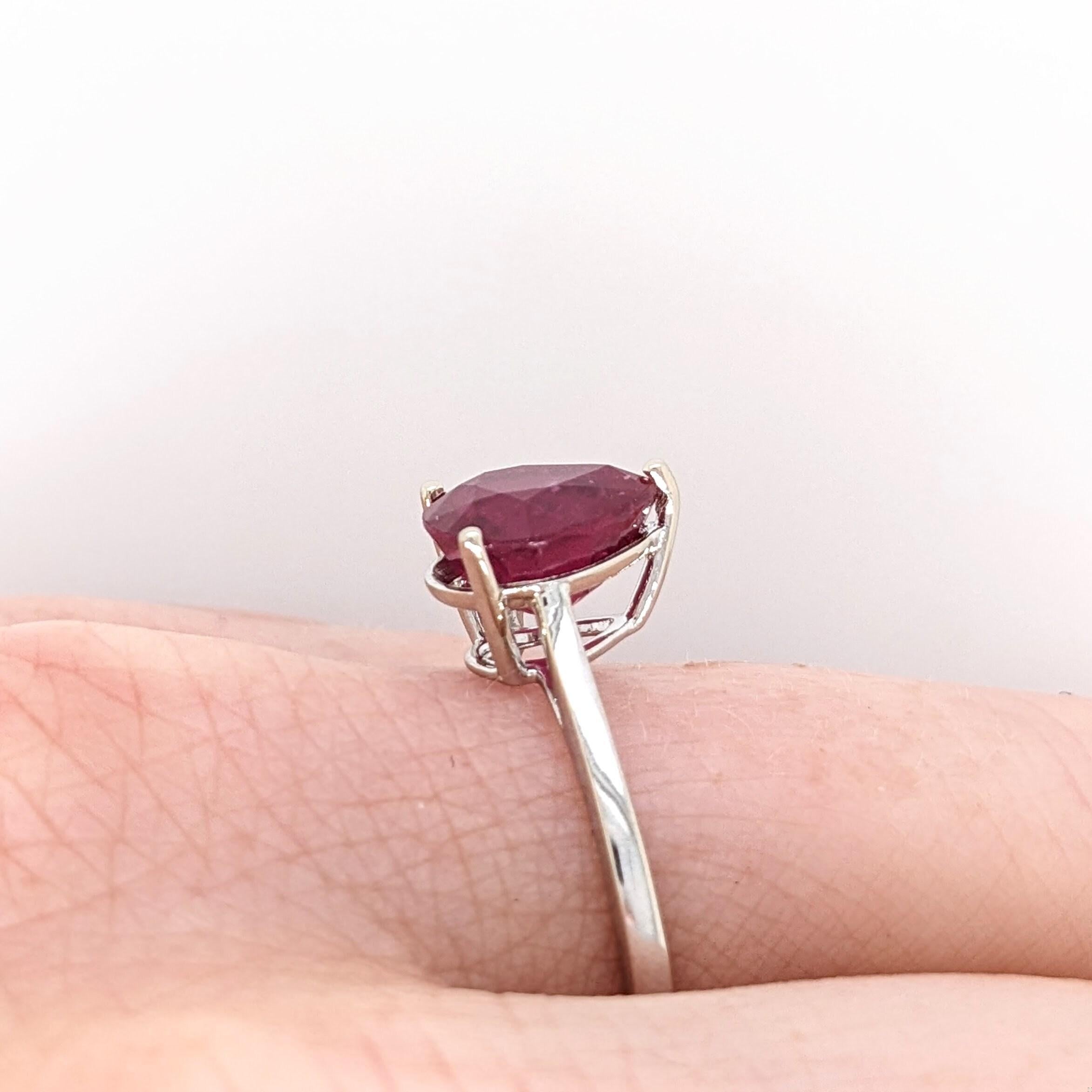 Modern 3.5ct Red Ruby Ring in Solid 14k White Gold  Pear Shape 10x7mm  Solitaire Ring For Sale