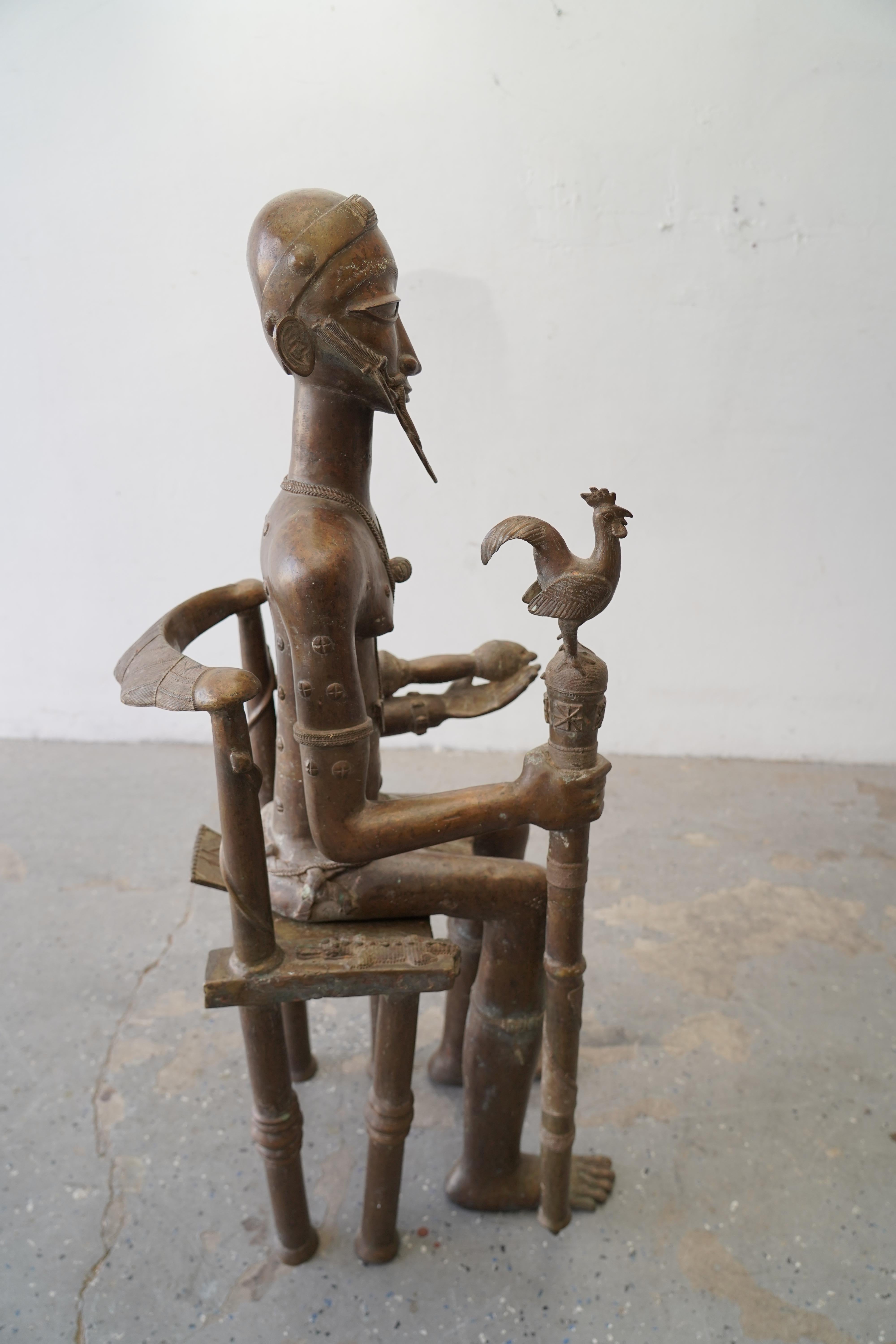 3.5ft African Tribal Art Large Bronze Baule Ancestor Sitting King Figure Statue en vente 2
