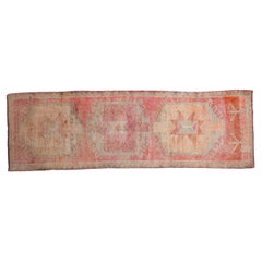 Tapis de couloir vintage du Kurde vieilli