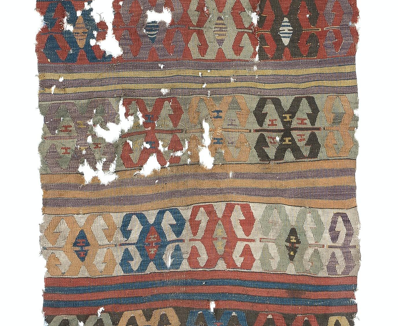 Tissé à la main 3.5x12.7 Ft Antique Anatolian Karapinar Fragment Kilim, 18th Century en vente