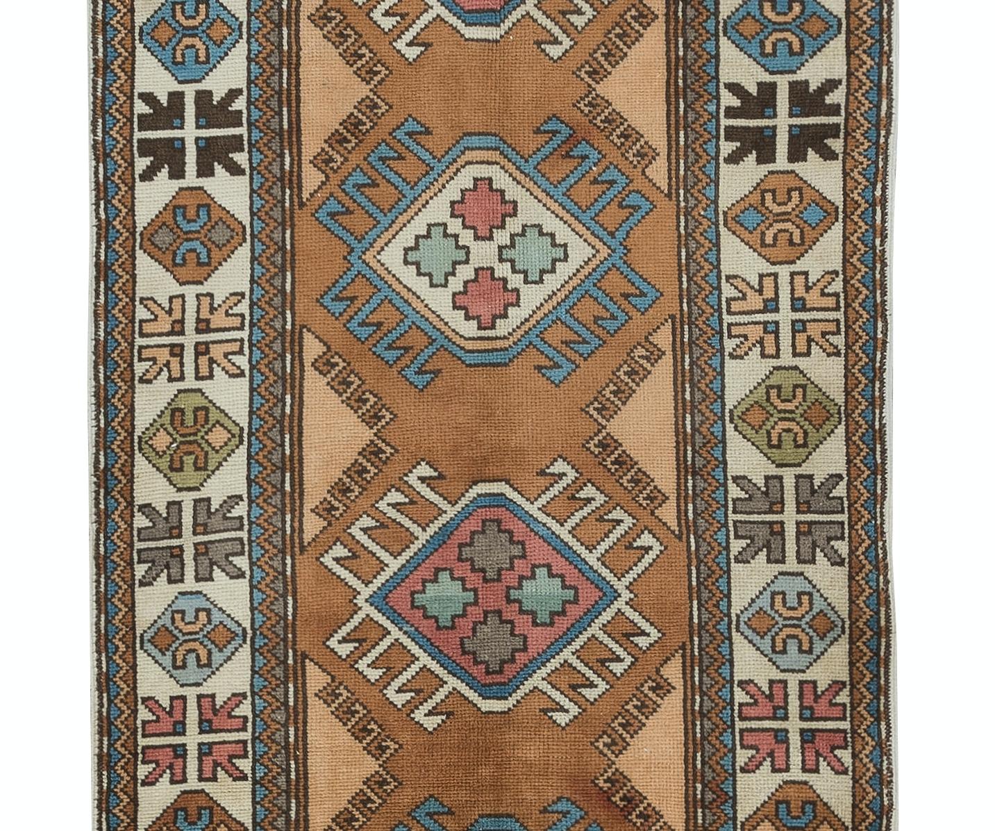 3.5x13.4 Ft Hand Knotted Modern Turkish Corridor Carpet, Narrow Hallway Runner In Excellent Condition For Sale In Spring Valley, NY
