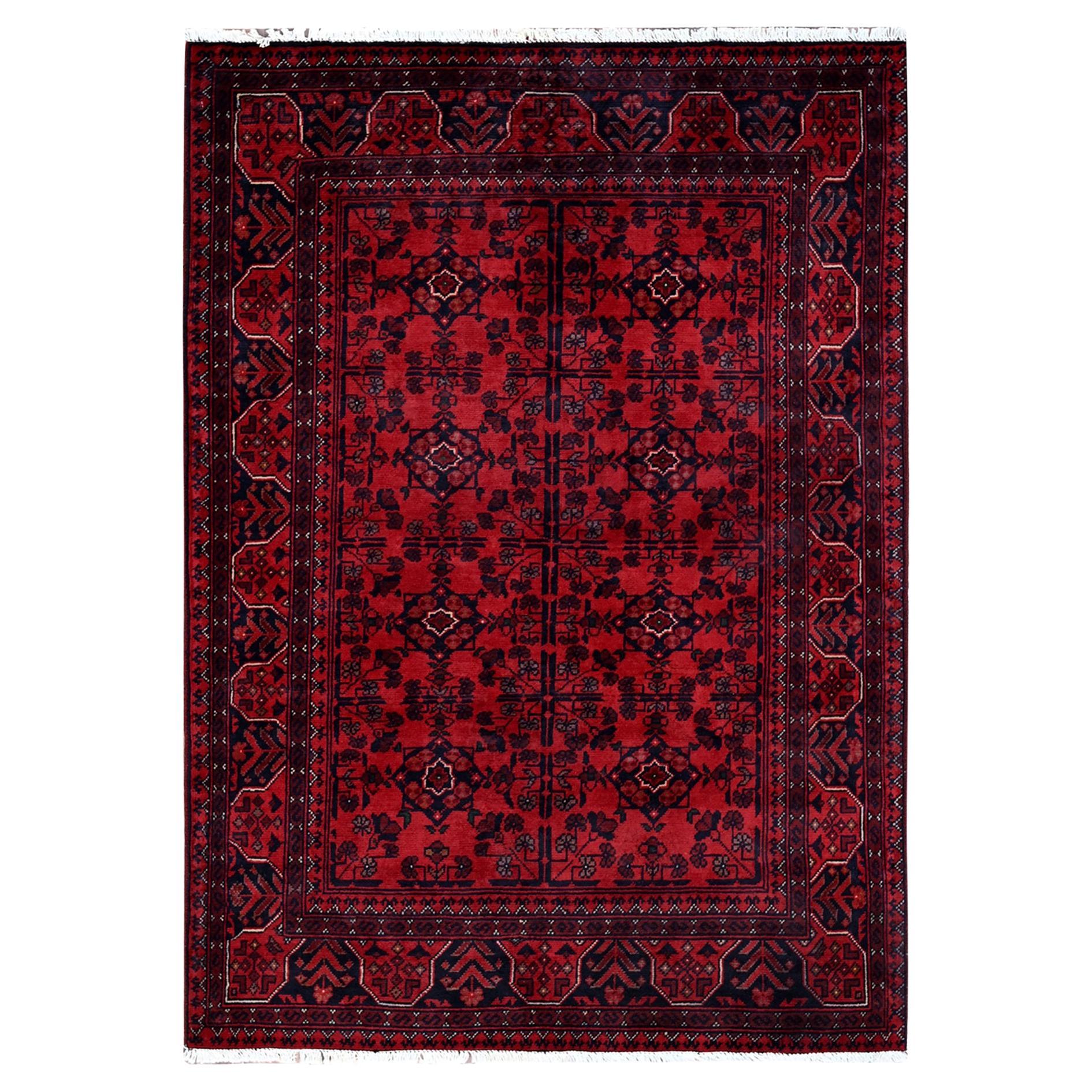 3
5 "x4
10" Roter afghanischer Khamyab mit Tribal Design Handgeknüpfter weicher Wollteppich