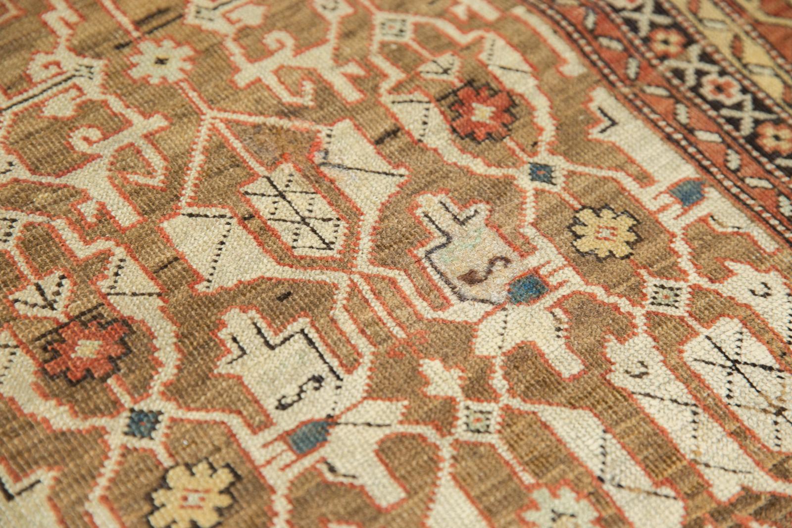 Tapis caucasien ancien en vente 6