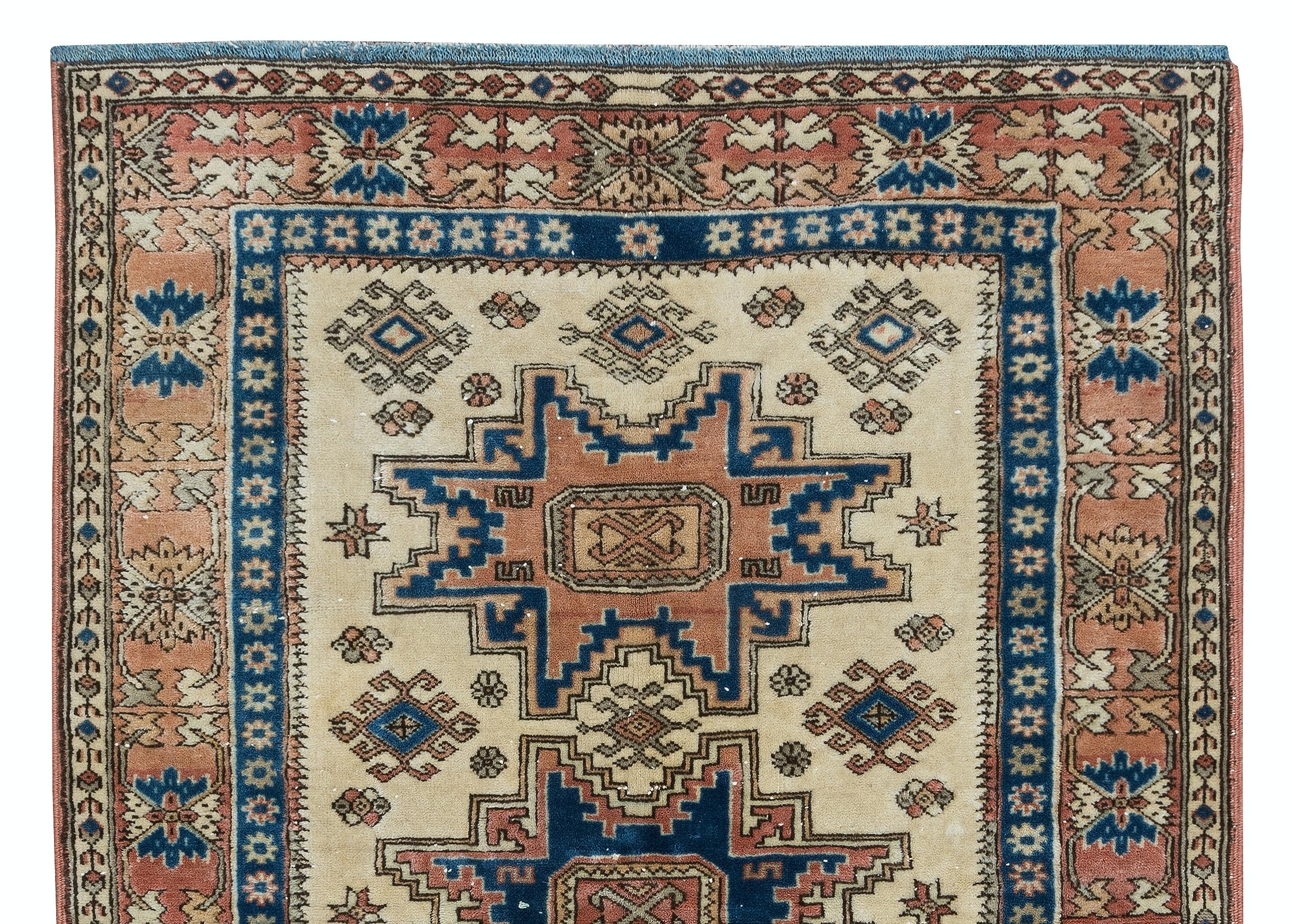 Rustico 3.5x5 Ft Tappeto vintage Shirvan Leshgi, 100% lana, unico nel suo genere in vendita