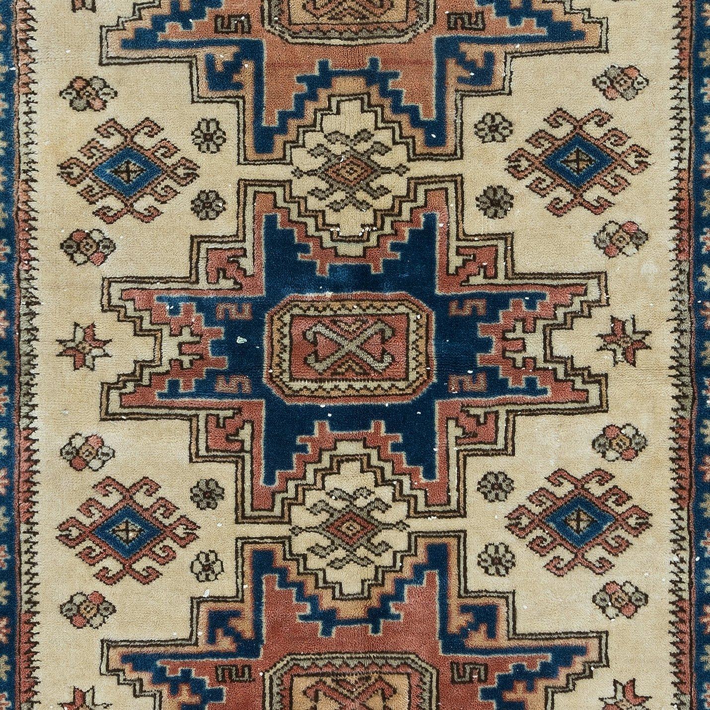 3.5x5 Ft Traditional Vintage Handmade Colorful Turkish Area Rug with Medallions In Good Condition For Sale In Philadelphia, PA