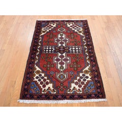 3'5"x5'3" Cardinals Red, New Persian Hamadan, Pure Wool, Hand Knotted, Rug