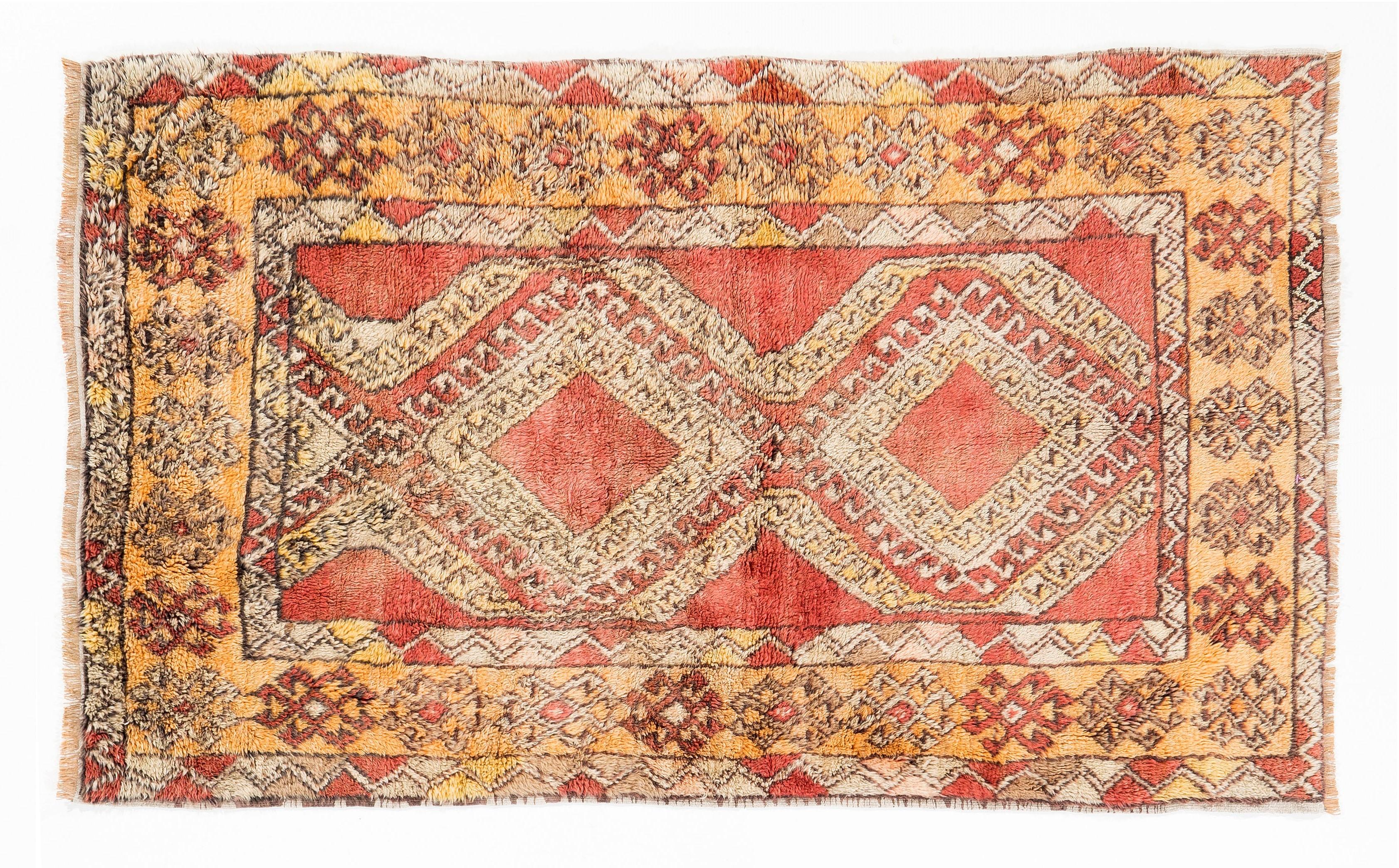 Mid-20th Century 3.4x5.7 Ft Vintage Hand-knotted Turkish 