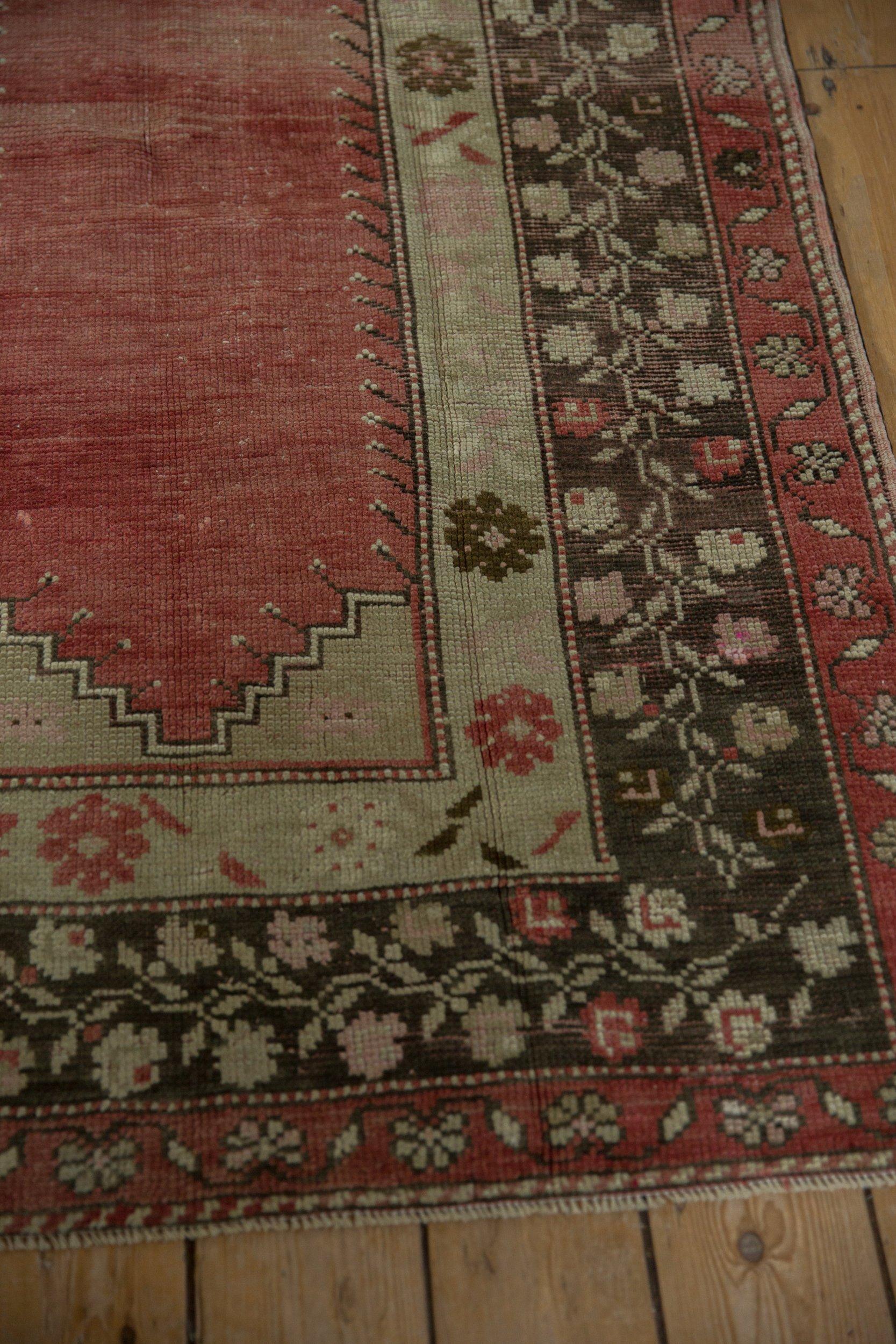 Vintage Distressed Oushak Rug In Fair Condition For Sale In Katonah, NY