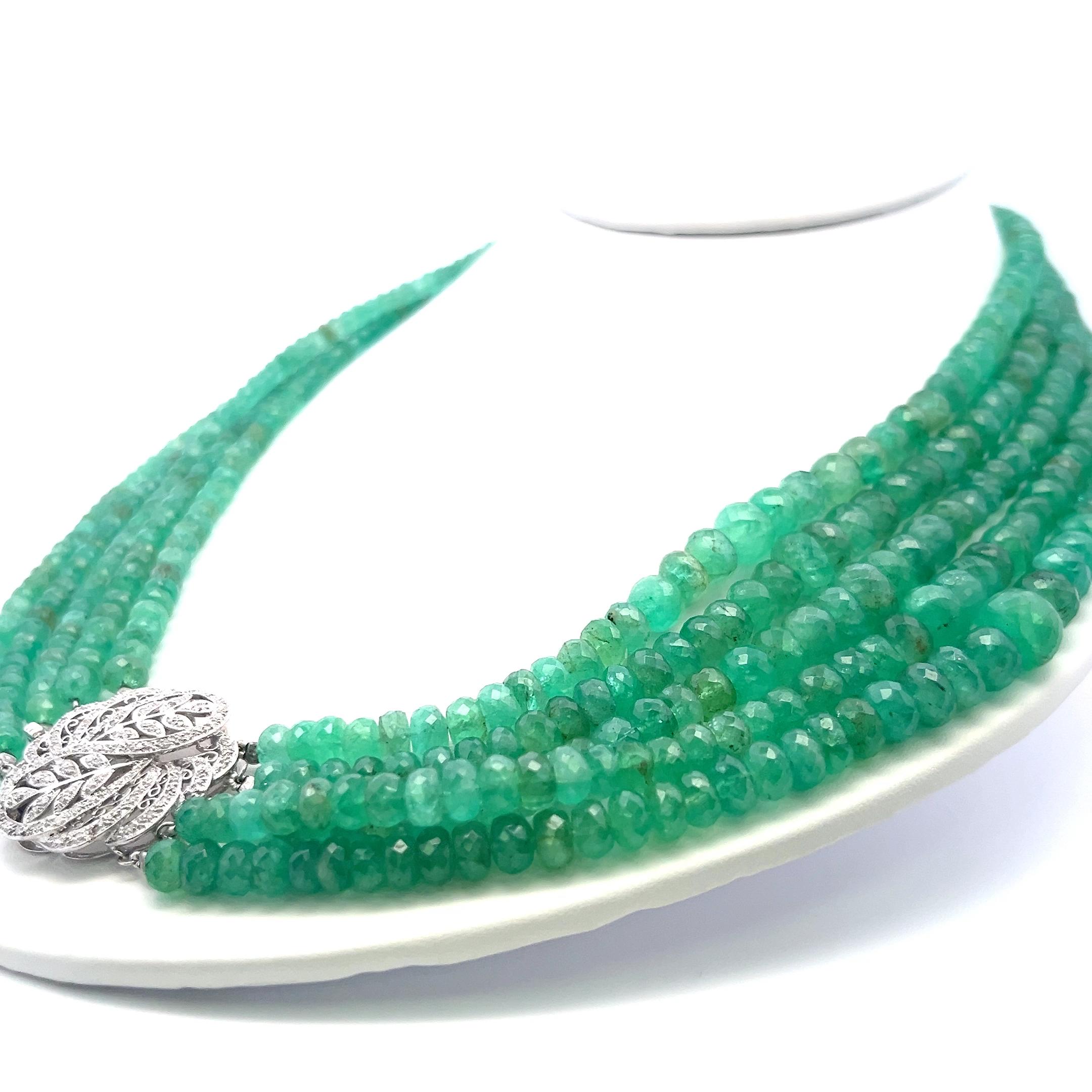 Titolo:
Collana con fili di smeraldi da 3,6-10,04 mm e diamanti da 0,70 carati in oro bianco 14K (G SI)
Stile:
Filo
Metallo:
oro bianco 14 carati
Gemma 1:
1 Carati EMR
Numero di pietre:
574
Gemma 2:
Diamante da 0,7 carati
Numero di