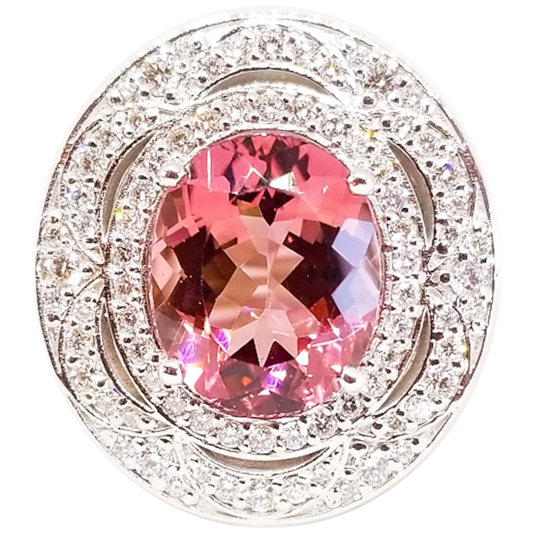 Bague cocktail fantaisie en or 18 carats avec tourmaline rose vif 3,6 carats et diamants 1,28 carat