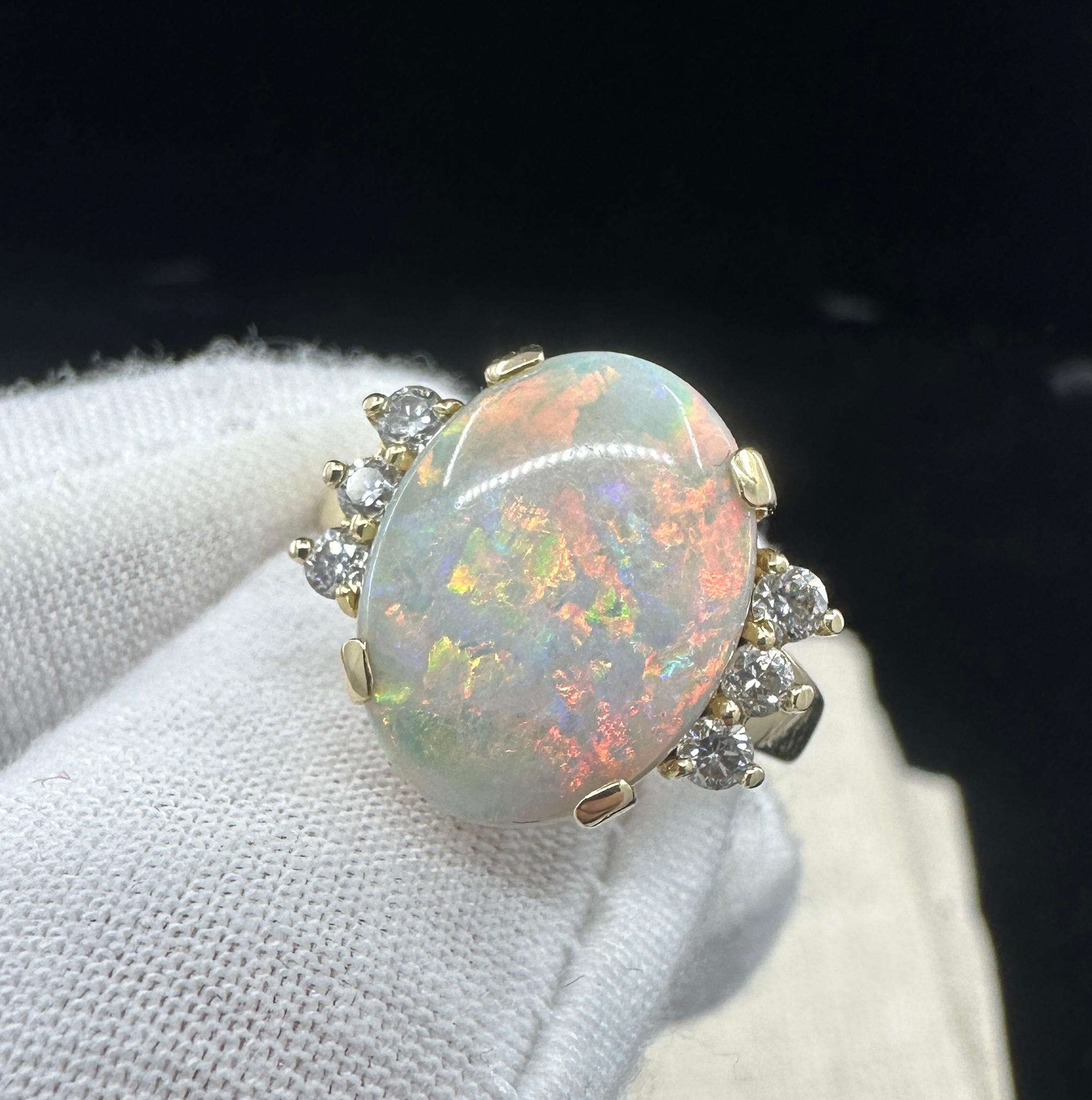 3,6 Karat Opal 6 Diamant Ring 14 Karat Gold Cocktail Erklärung Art Deco Ring im Angebot 1