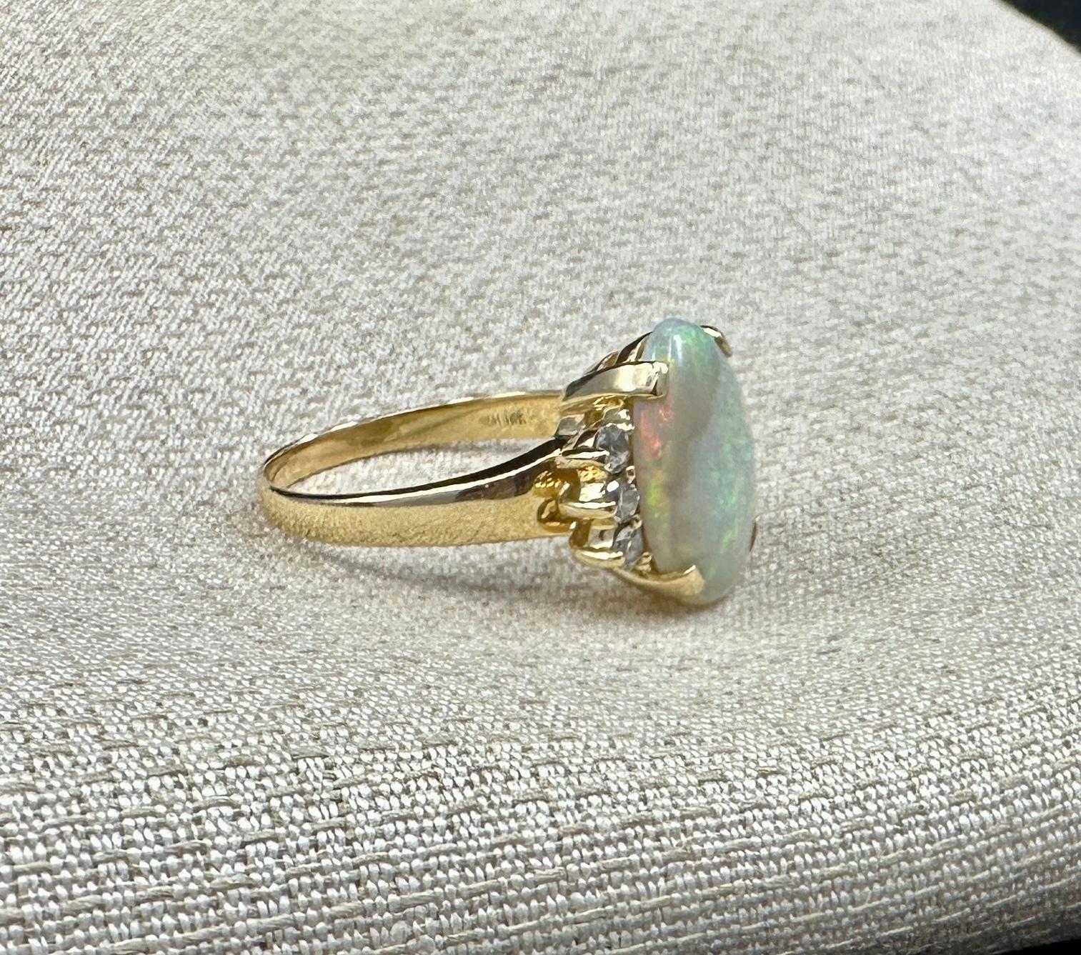 3,6 Karat Opal 6 Diamant Ring 14 Karat Gold Cocktail Erklärung Art Deco Ring im Angebot 3