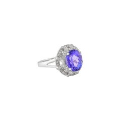 Sunita Nahata Tansanit 3.60ct. Fancy Ring aus 18 Karat Weißgold mit Diamanten.