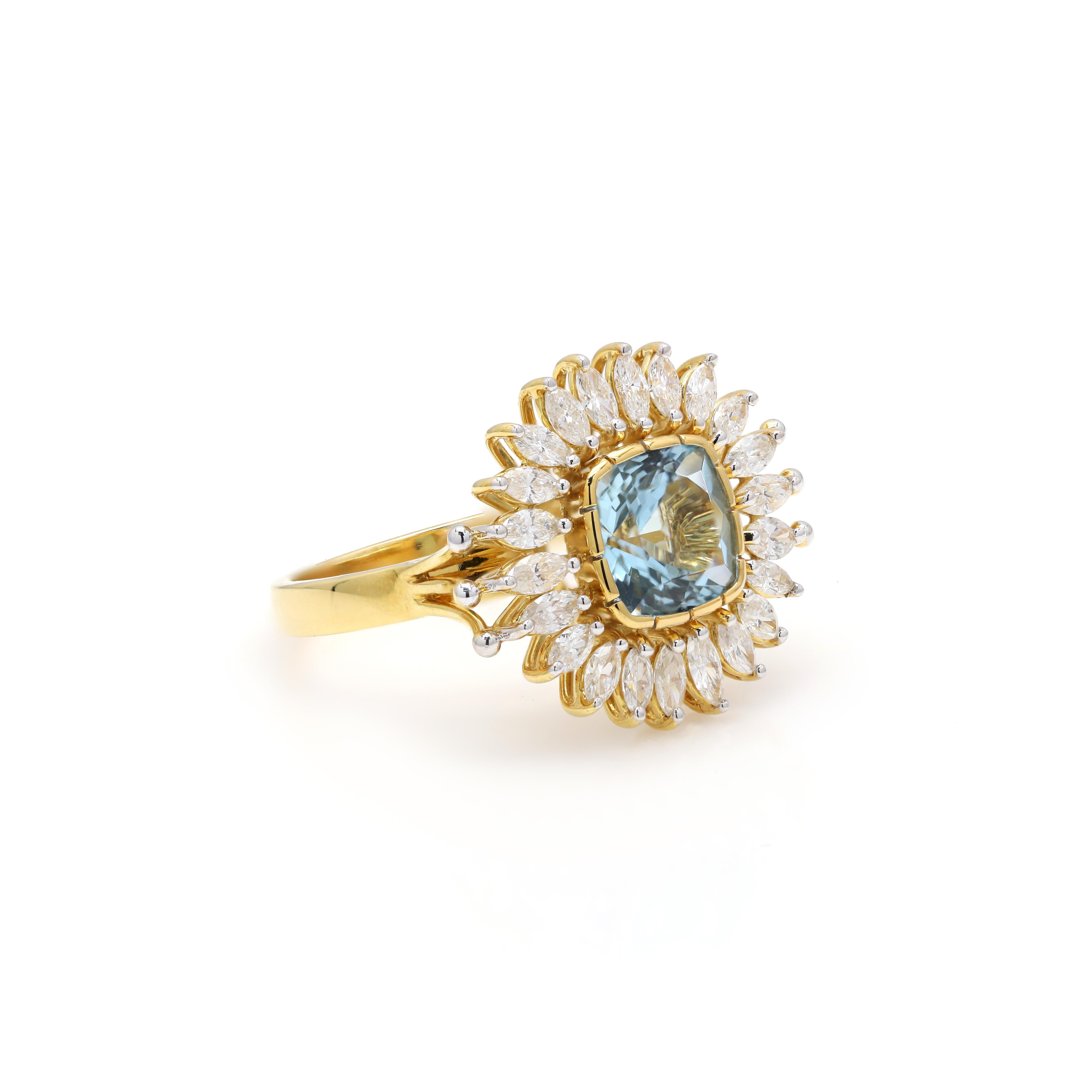 For Sale:   1.25 ct Diamond 3.6 ct Aquamarine Cocktail Ring in 18K Yellow Gold 2