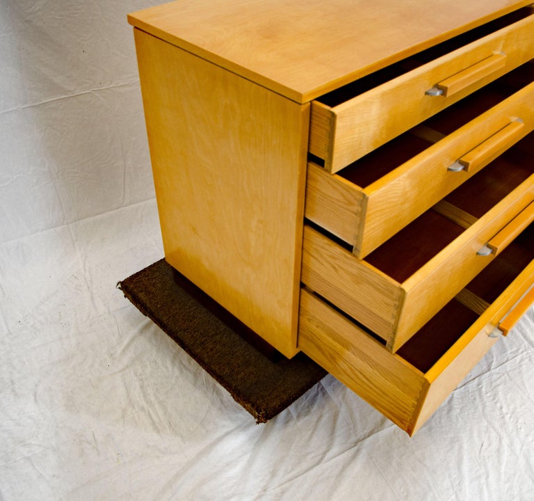 Eliel Saarinen Low Dresser, Johnson Furniture Co. For Sale at 1stDibs