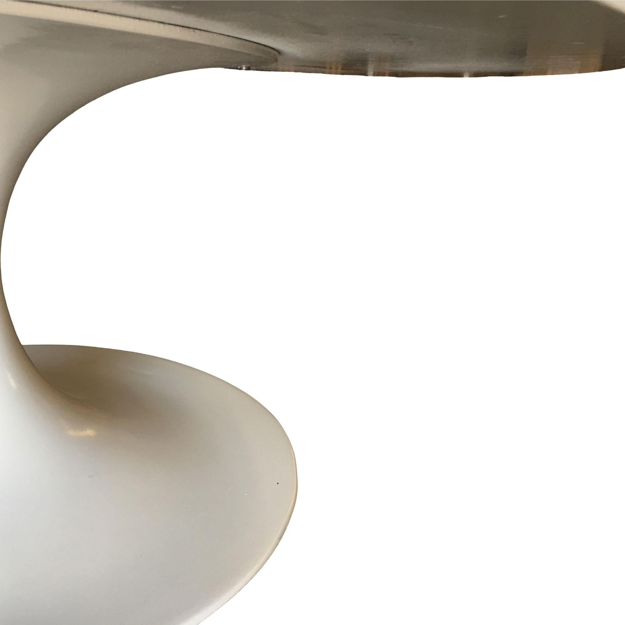36 Zoll schwerer Tulpen-Couchtisch mit Platte im Stil von Eero Saarinen für Knoll im Angebot 1