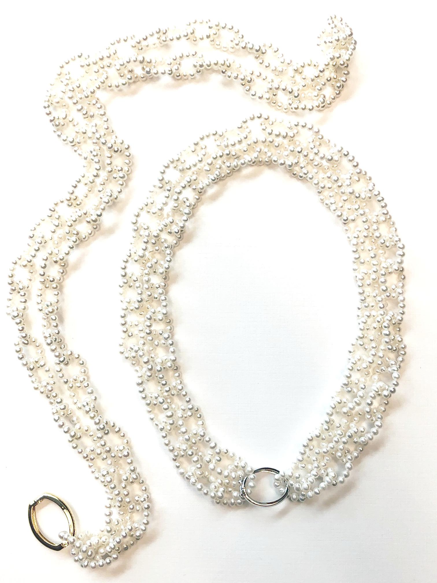Collier de 36 pouces à maillons ouverts en perles blanches avec fermoir argenté en vente 9