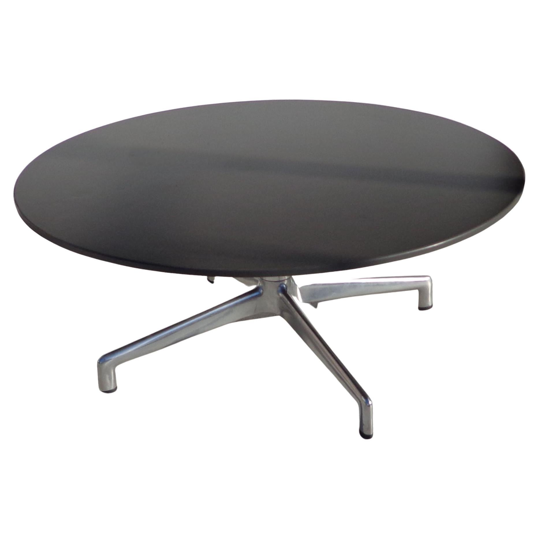 Table basse Keilhauer en vente