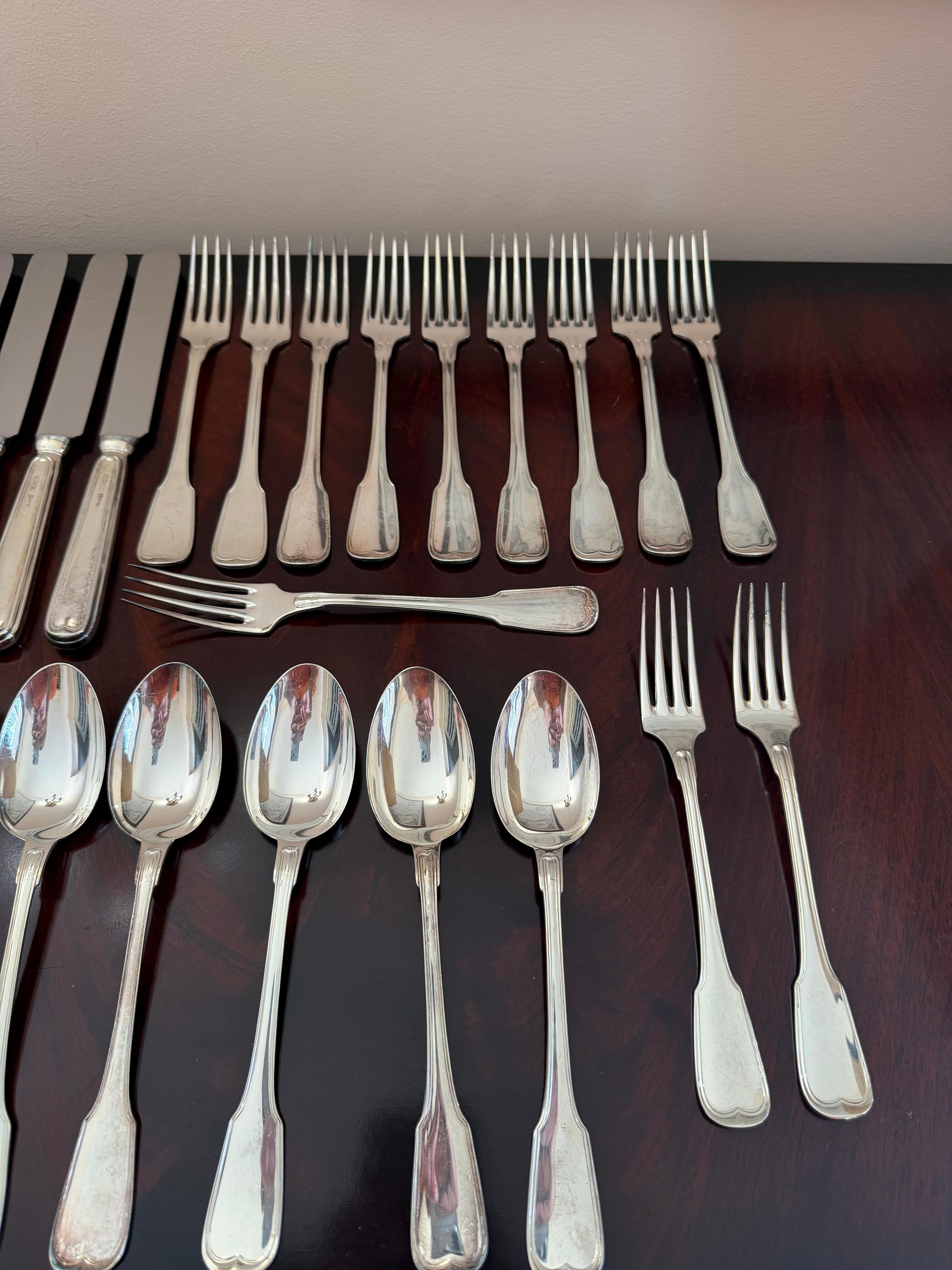 Italiano Set di posate in argento 800 da 36 pezzi, Made in Italy, anni '80 in vendita