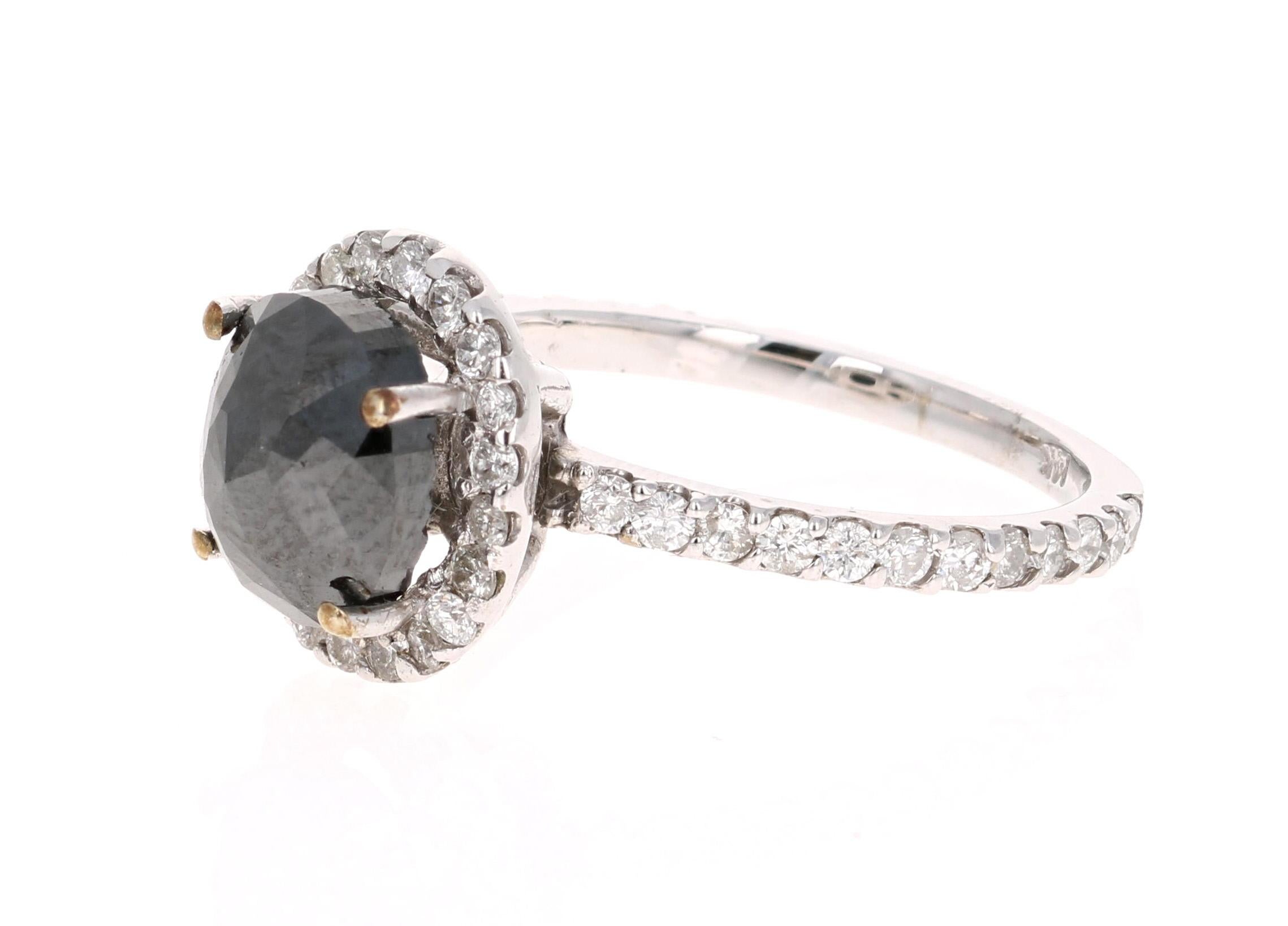 Contemporain Bague de fiançailles Halo en or blanc 14 carats, diamant noir 3,60 carats en vente