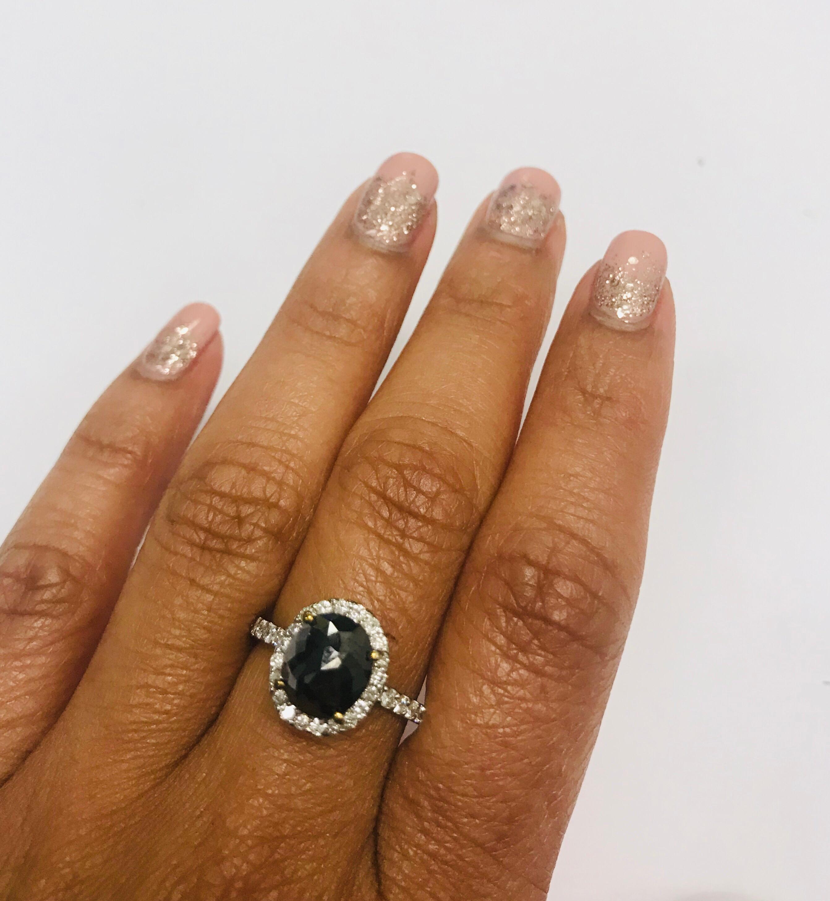 Bague de fiançailles Halo en or blanc 14 carats, diamant noir 3,60 carats en vente 1