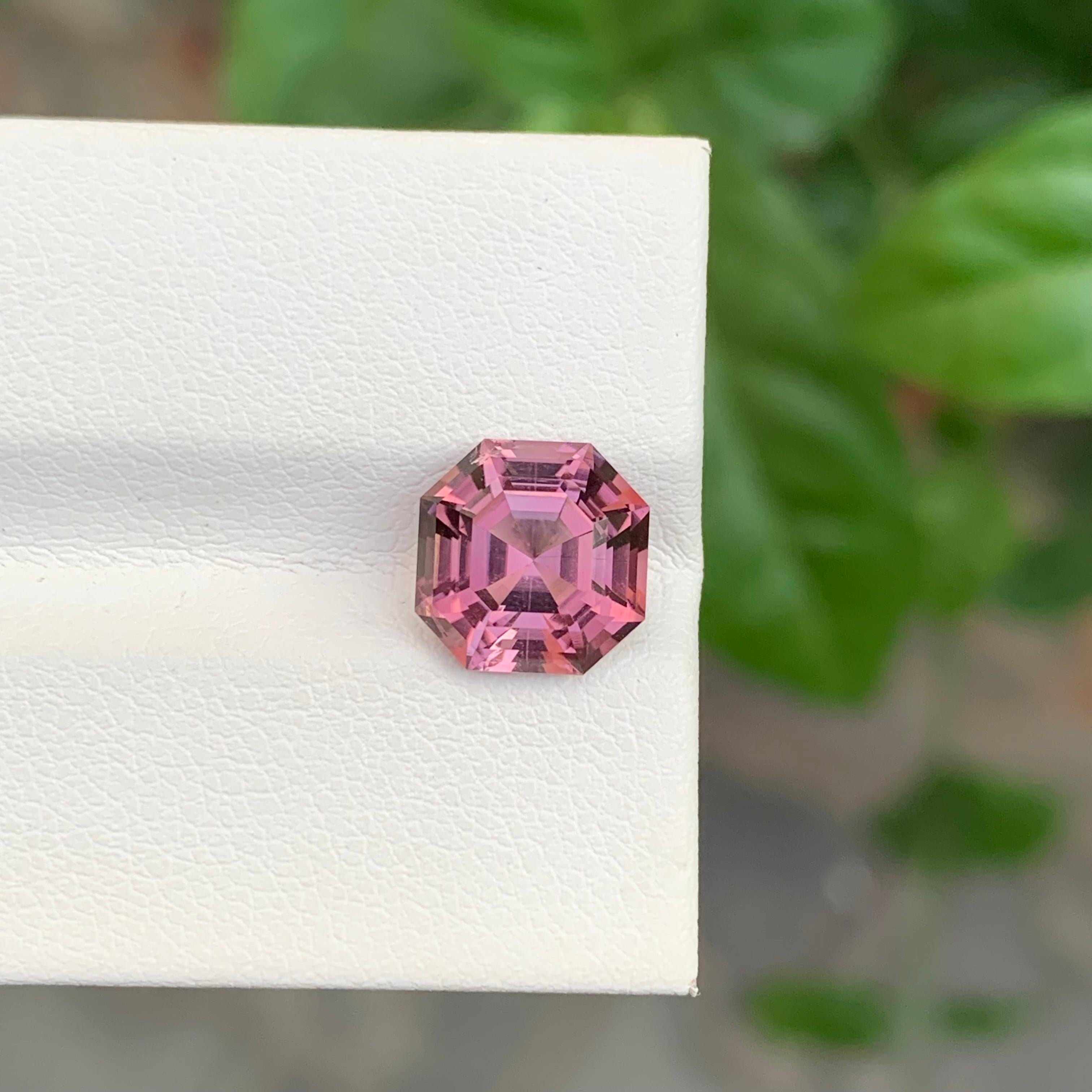3,60 Carati Gemma sfaccettata di tormalina rosa maroon a forma di ottagono per anello In condizioni Nuovo in vendita a Peshawar, PK