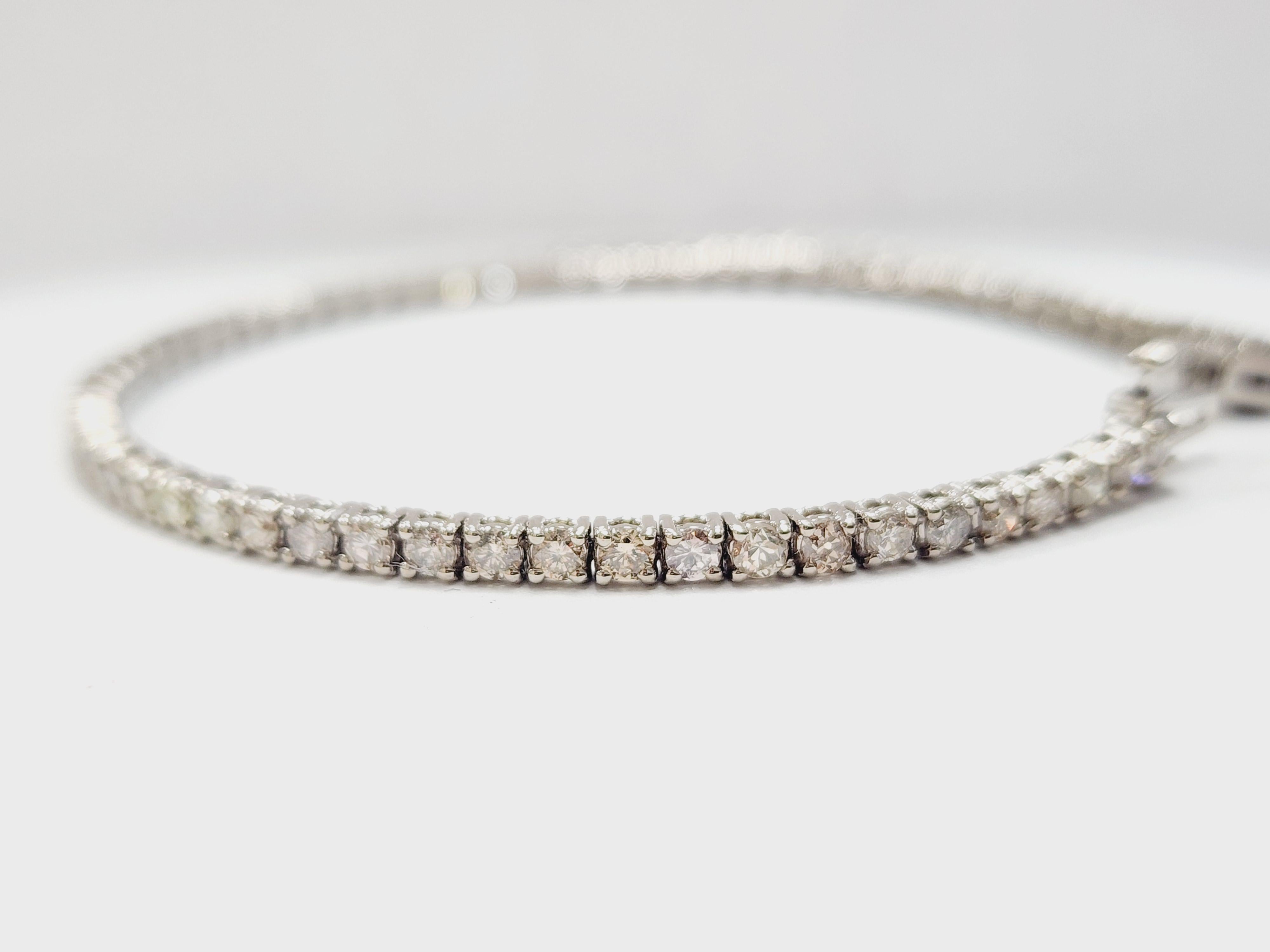 Modern 3.60 Carat Natural Diamond Tennis Bracelet 14 Karat White Gold