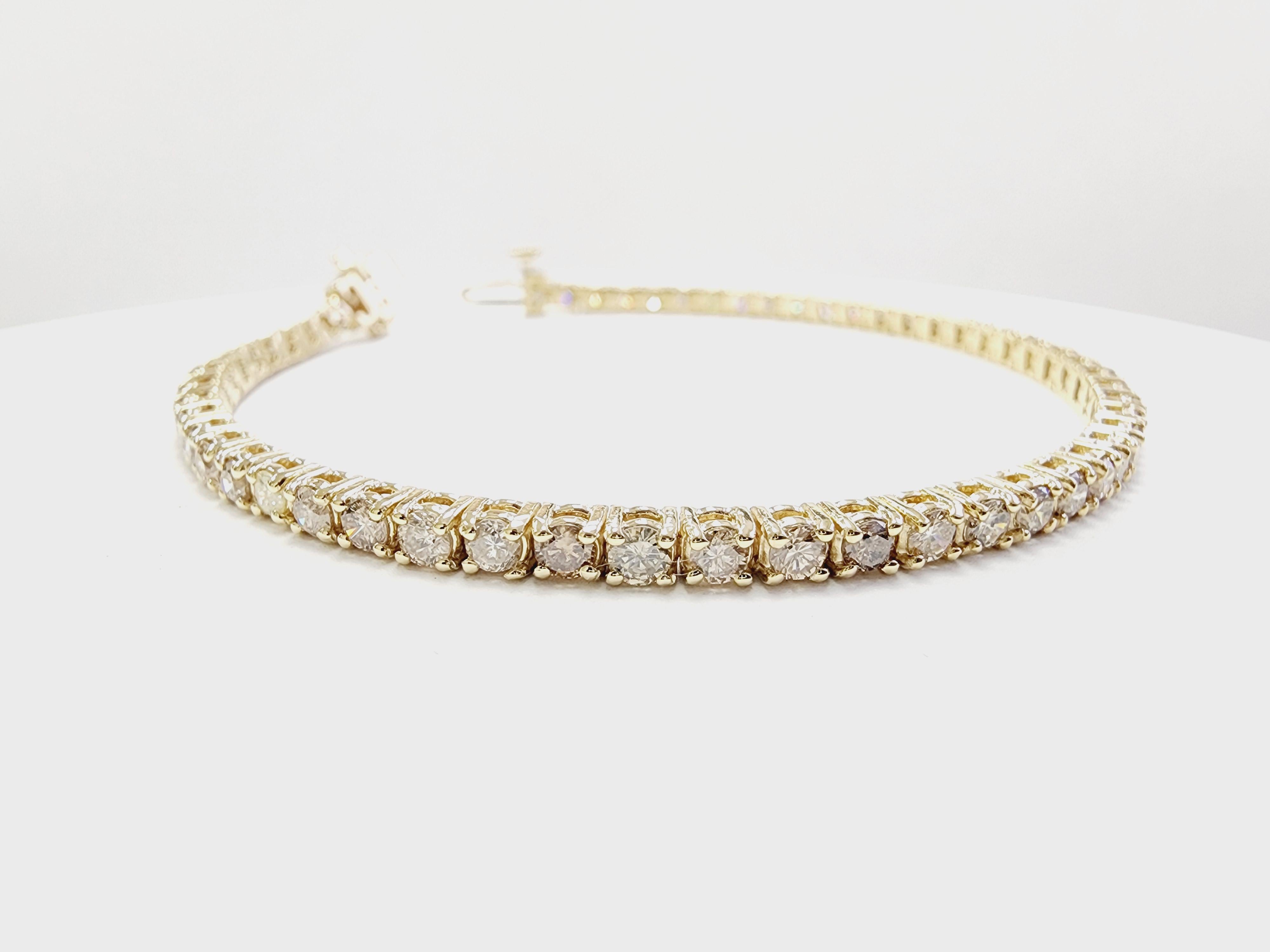 Women's or Men's 3.60 Carat Natural Diamond Tennis Bracelet 14 Karat Yellow Gold