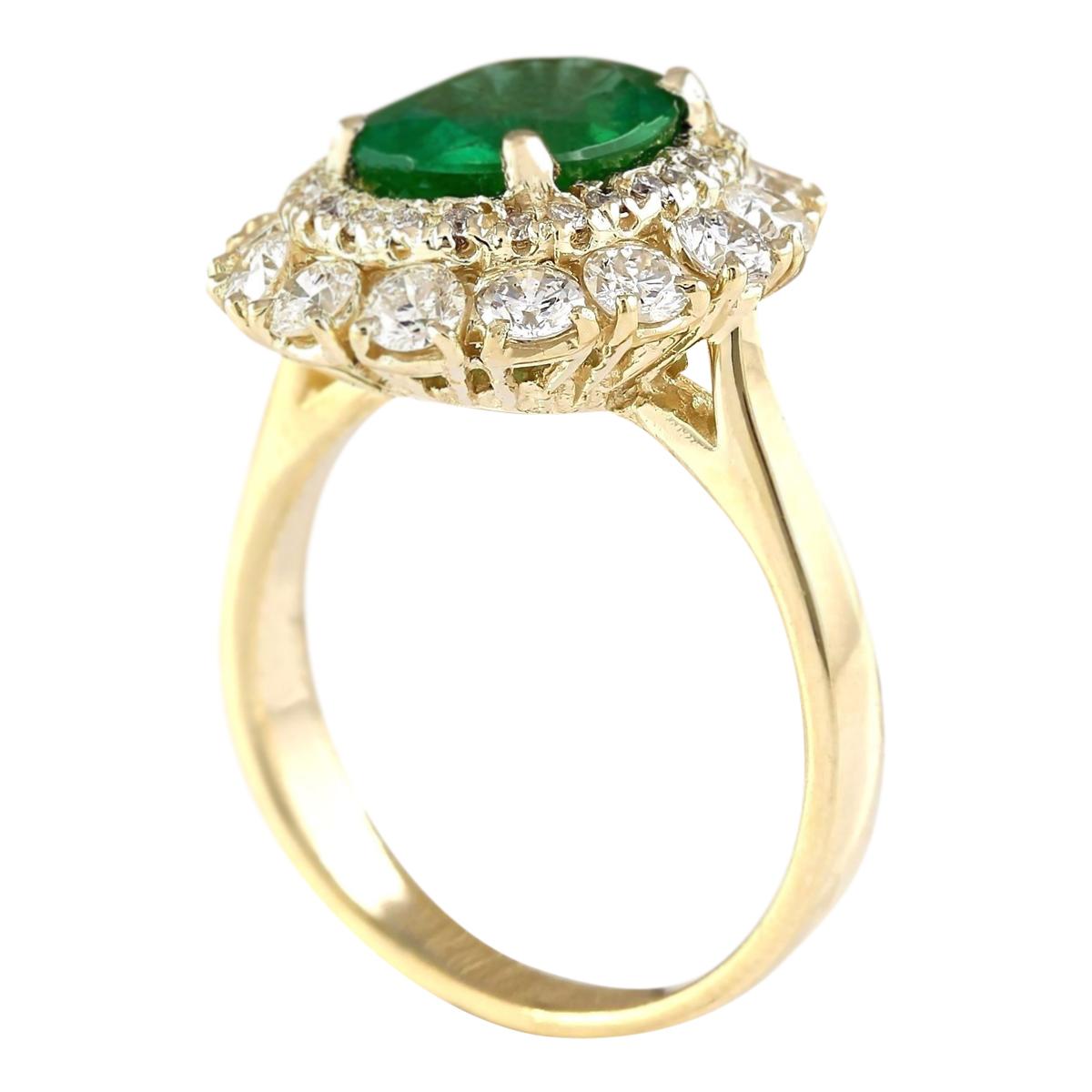 Modern Natural Emerald Diamond Ring In 14 Karat Yellow Gold For Sale